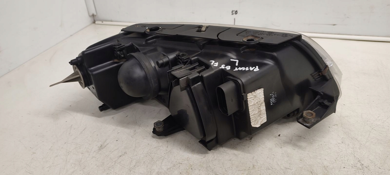 light front front left VW Passat B5 LIFT