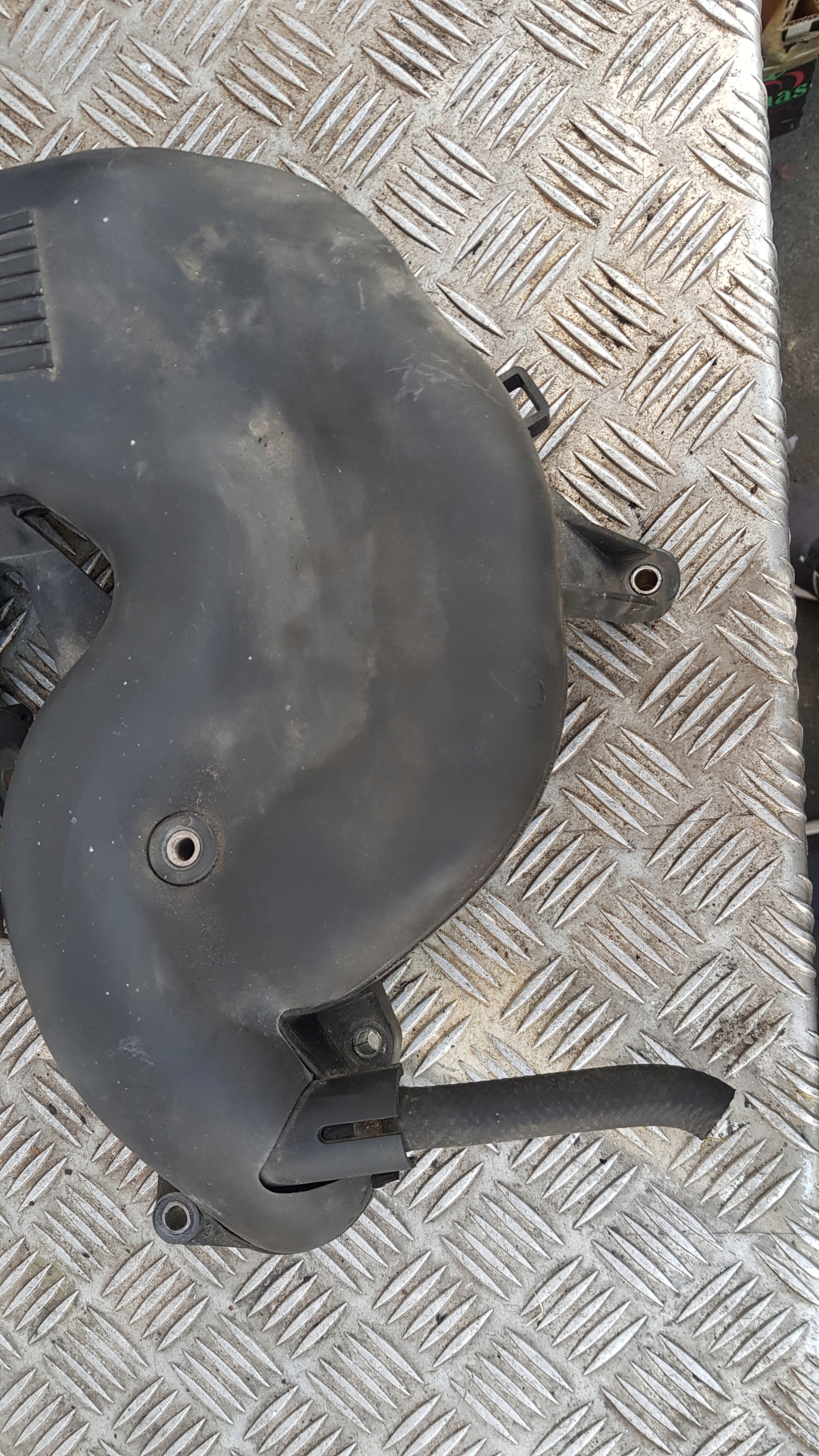 BMW E46 1.9 intake manifold 1432032