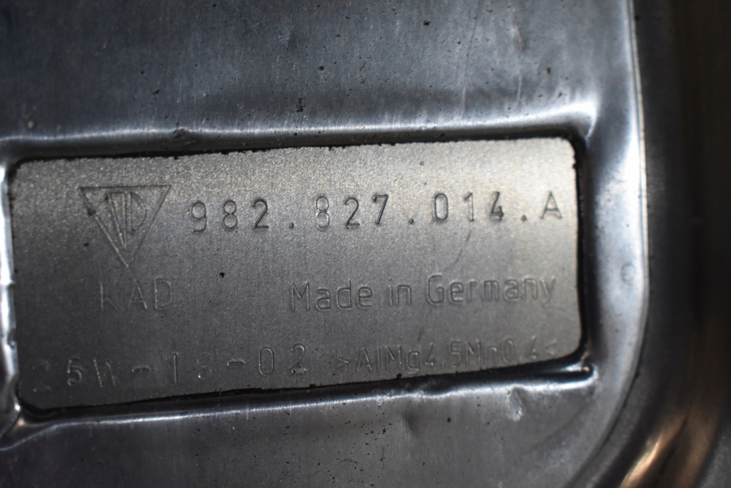 IDEALNA motor cover PORSCHE 982 718 1