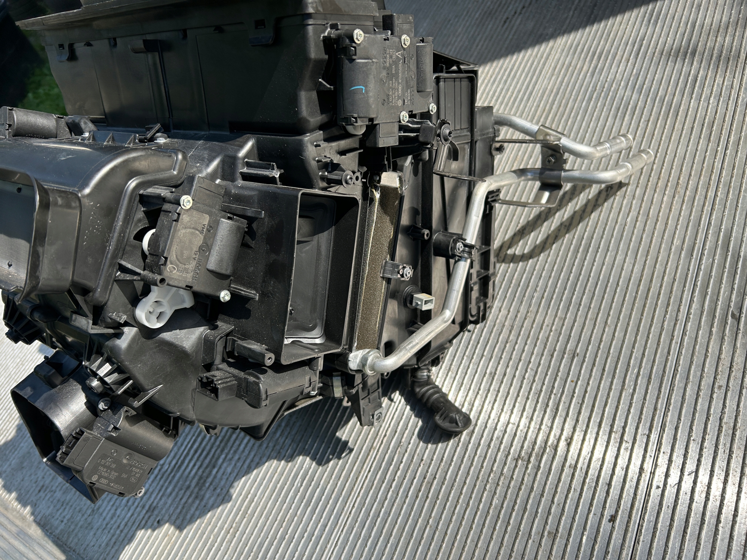 радиатор отопителя Audi A6 C6 европа