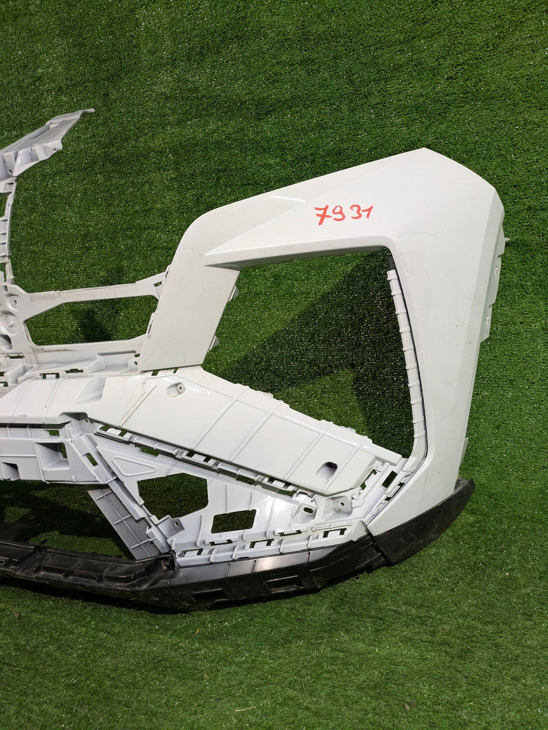 Frontstoßstange vorne HYUNDAI TUCSON IV LIFT NR.7931