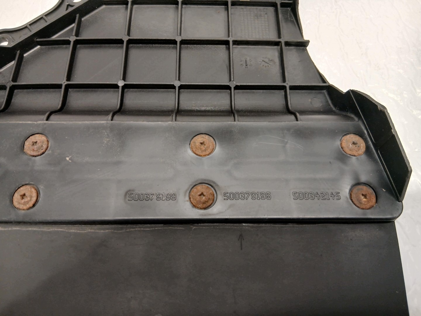 IVECO DAILY VI 6 mudguard flap left rear part 500379196