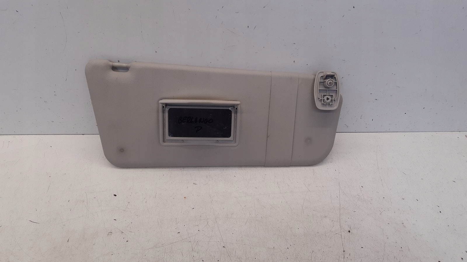 visor przeciwsloneczny right Citroen Berlingo III 1,6 HDI