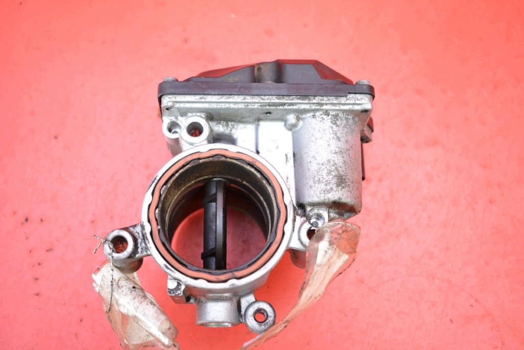Valvola a farfalla 03L128063D AUDI A4 B8 2.0 TDI 120 KM 07-11