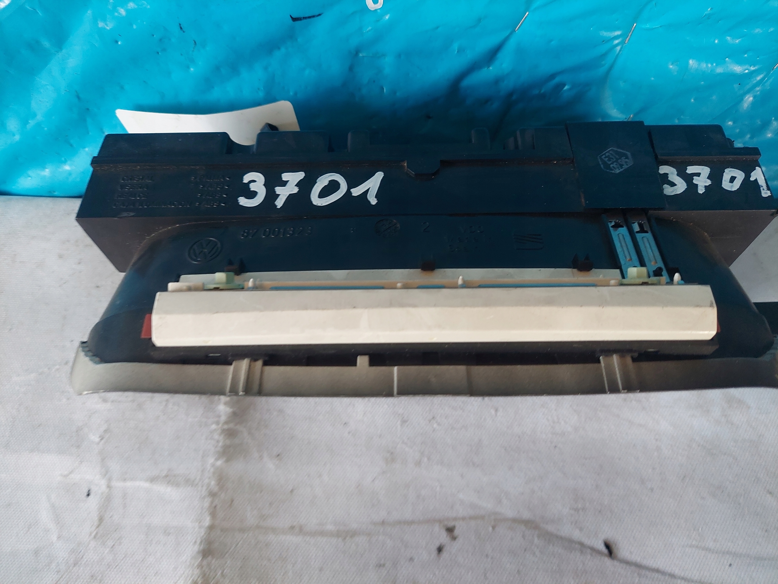 dials clock IBIZA II 1.4 B 6K0919033AT