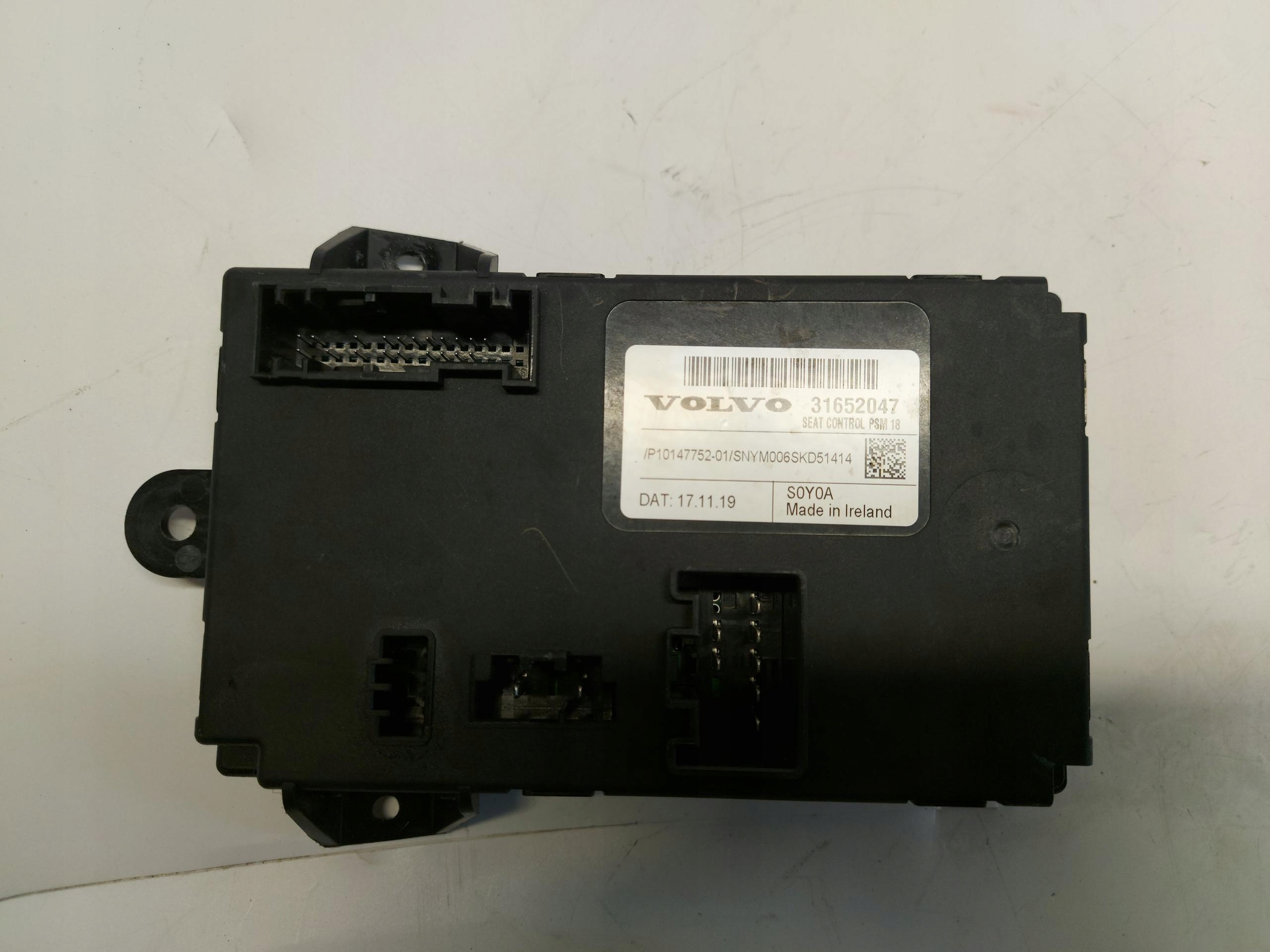 Volvo XC90 II LIFT T8 module control unit seat left 31652047