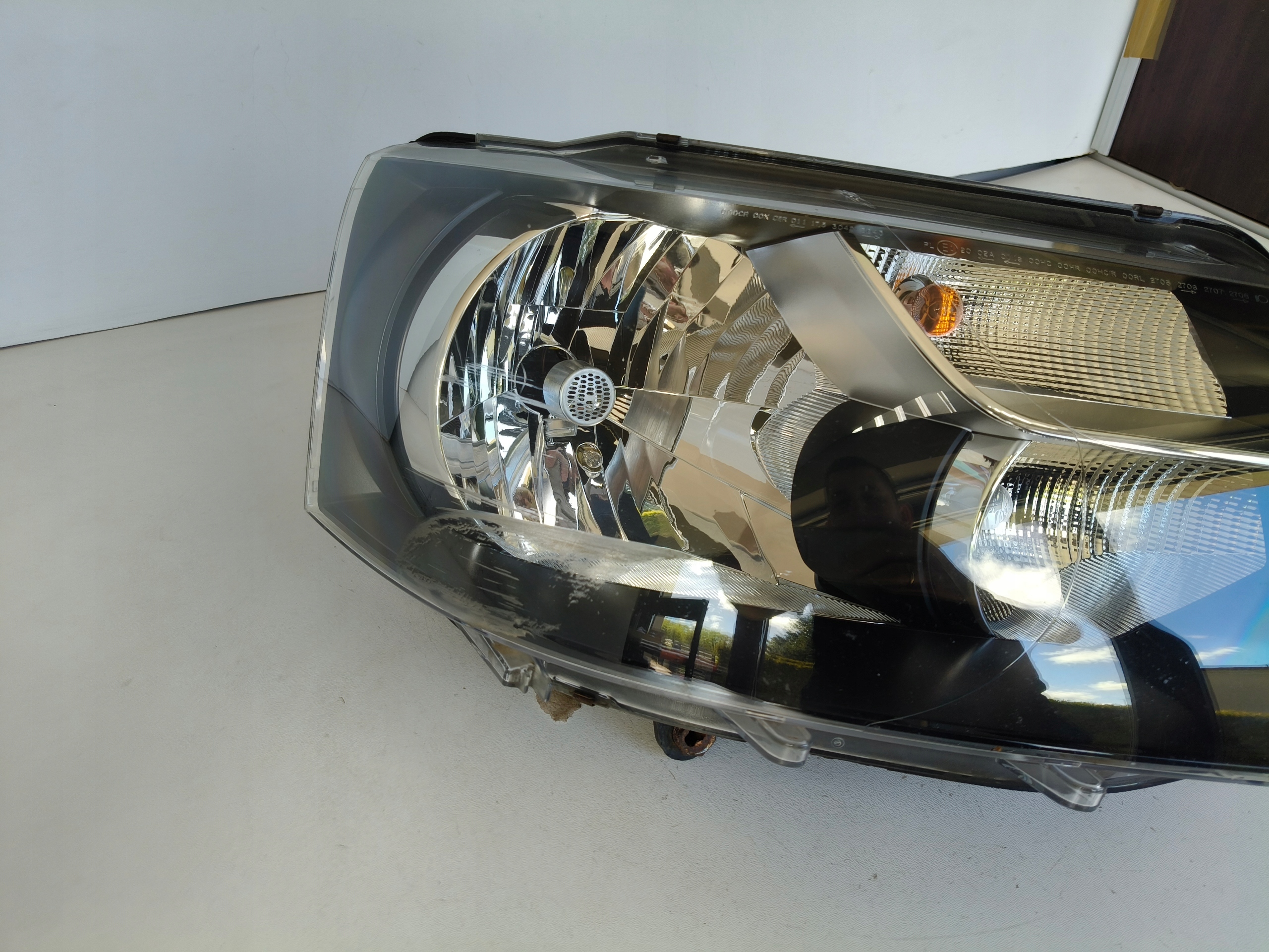light right REFLEKTOR VW T5 7E 7E0 09- LIFT