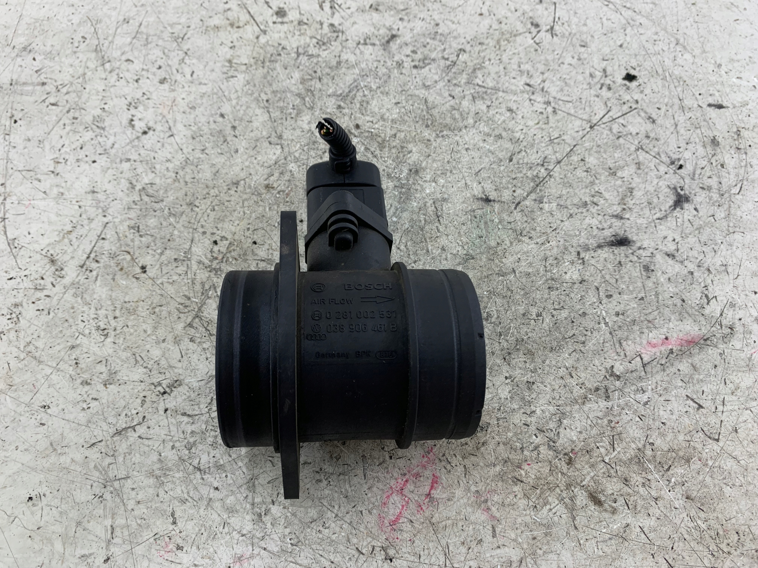 AUDI A3 8P VW GOLF V 1.9 TDI flow meter 038906461B