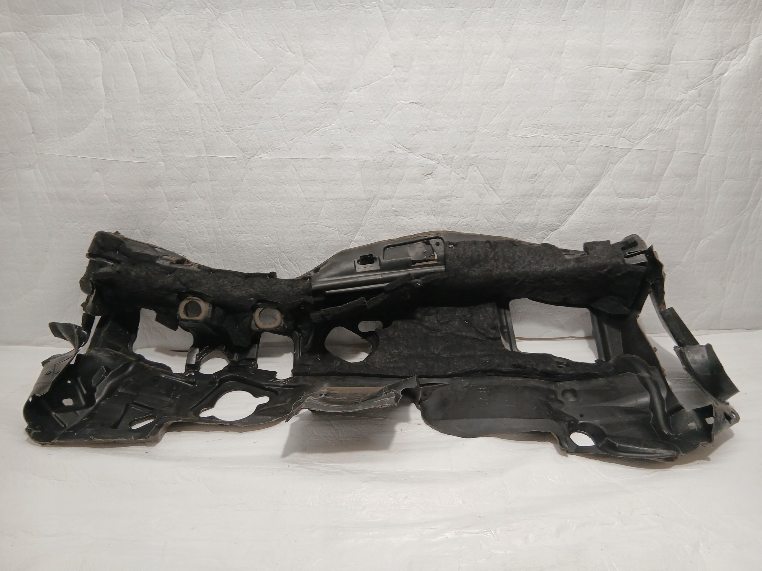 AUDI A4 B9 LIFT soundproofing partition wall 8W1863947L