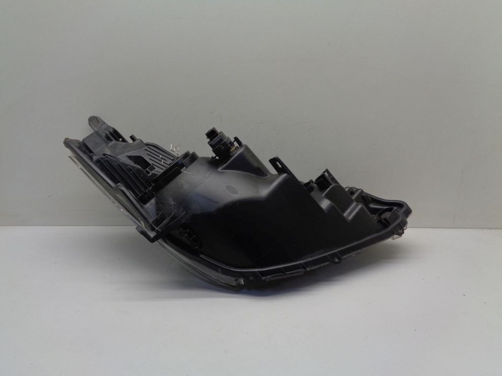 TOYOTA YARIS III LIFT 13- light front left