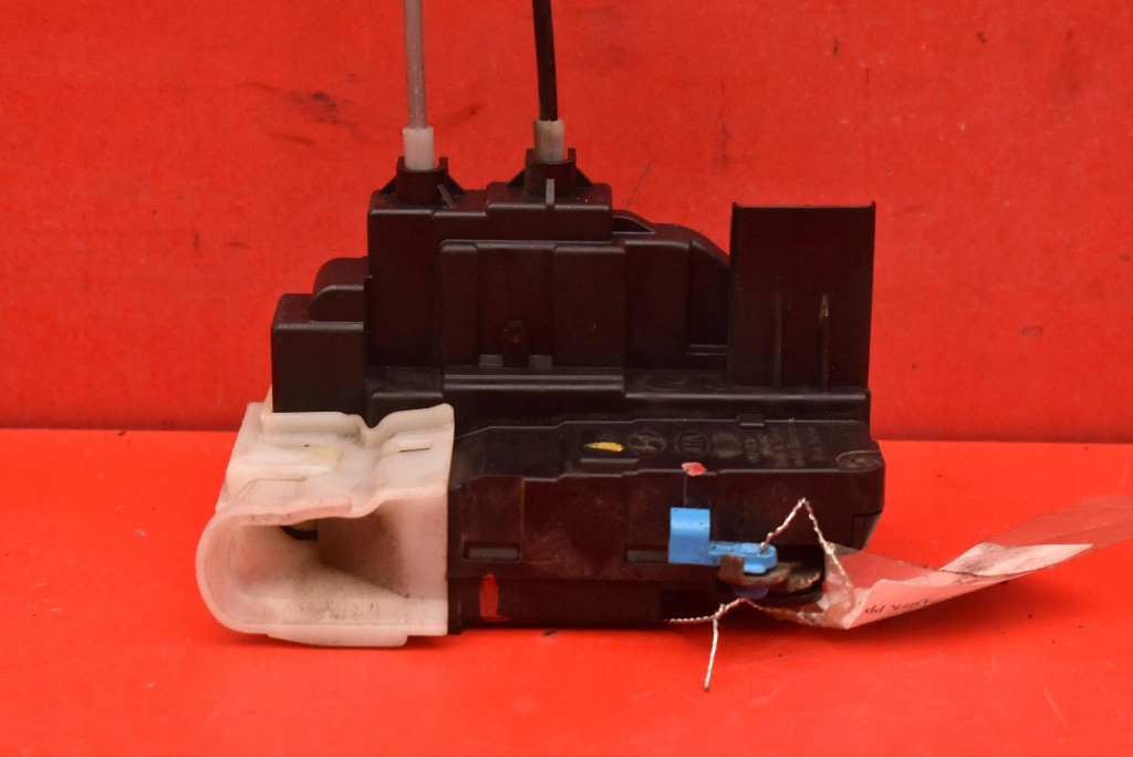 lock door right front front EU HYUNDAI I20 1 and PB 5D HB 08-12