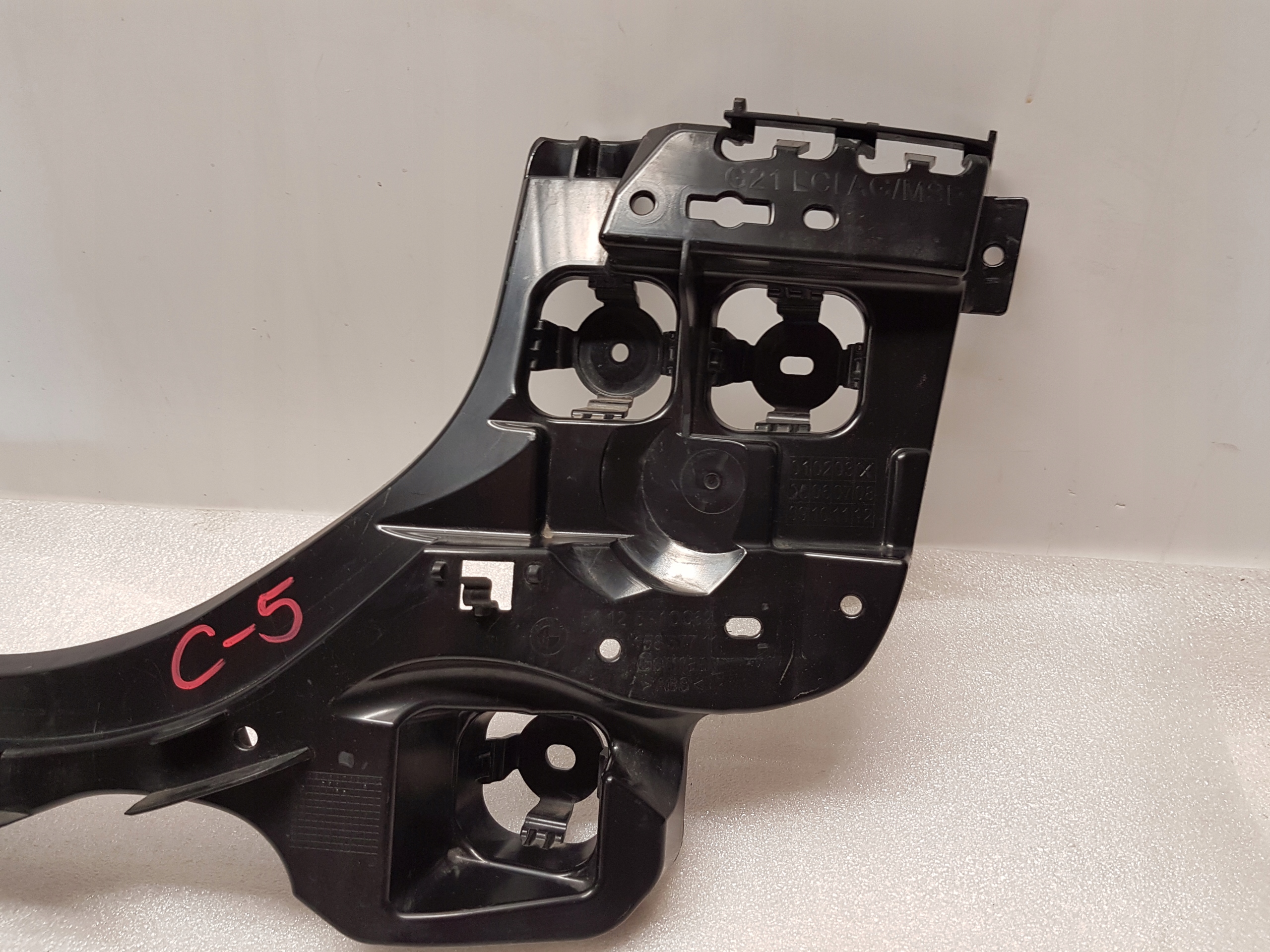bumper bracket right rear part BMW G21 LCI m-packet 5A1CC62