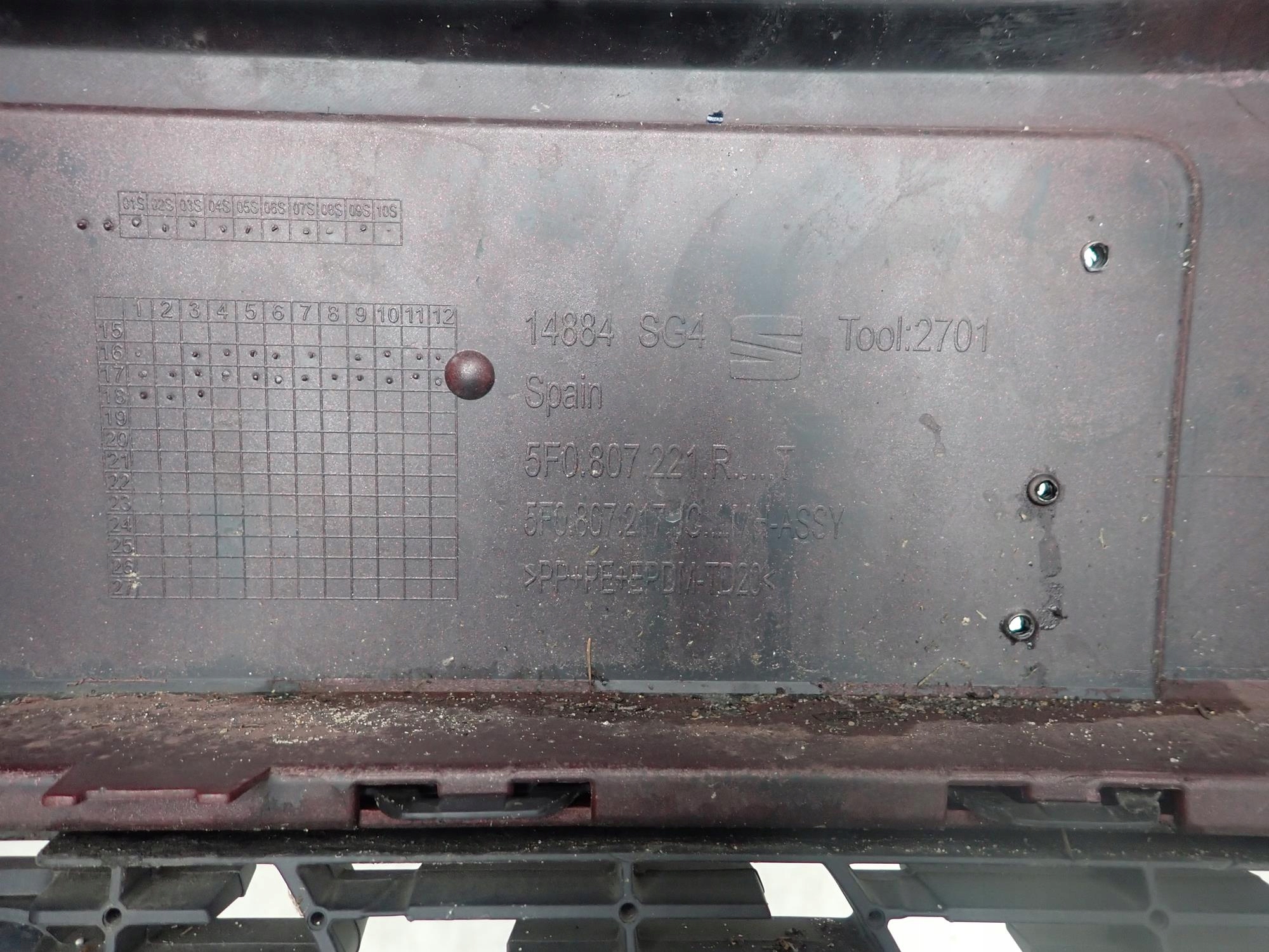 SEAT LEON III 3 LIFT 16-20 bumper front front washer