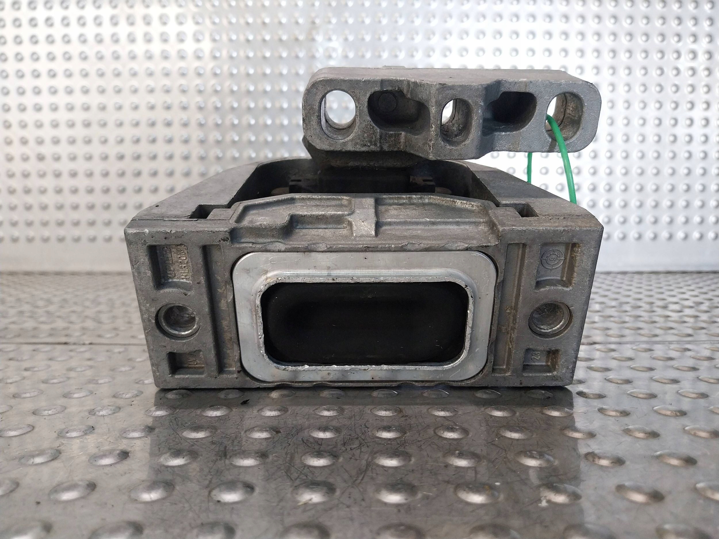 supporto Supporti motore usato 1J0199262BF VW GOLF IV LEON e OCTAVIA e A3 8L 1.9 TDI