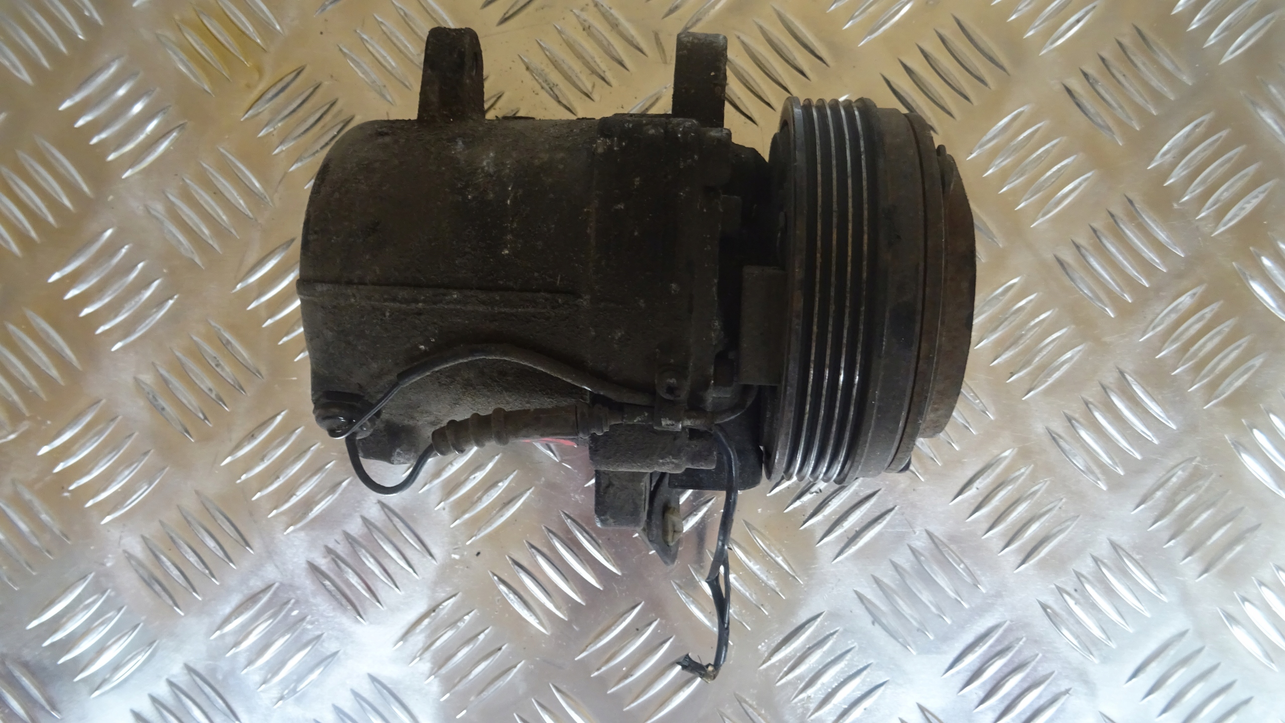 BMW E36 OE 64 52 8 391 474 Compresseur NR5