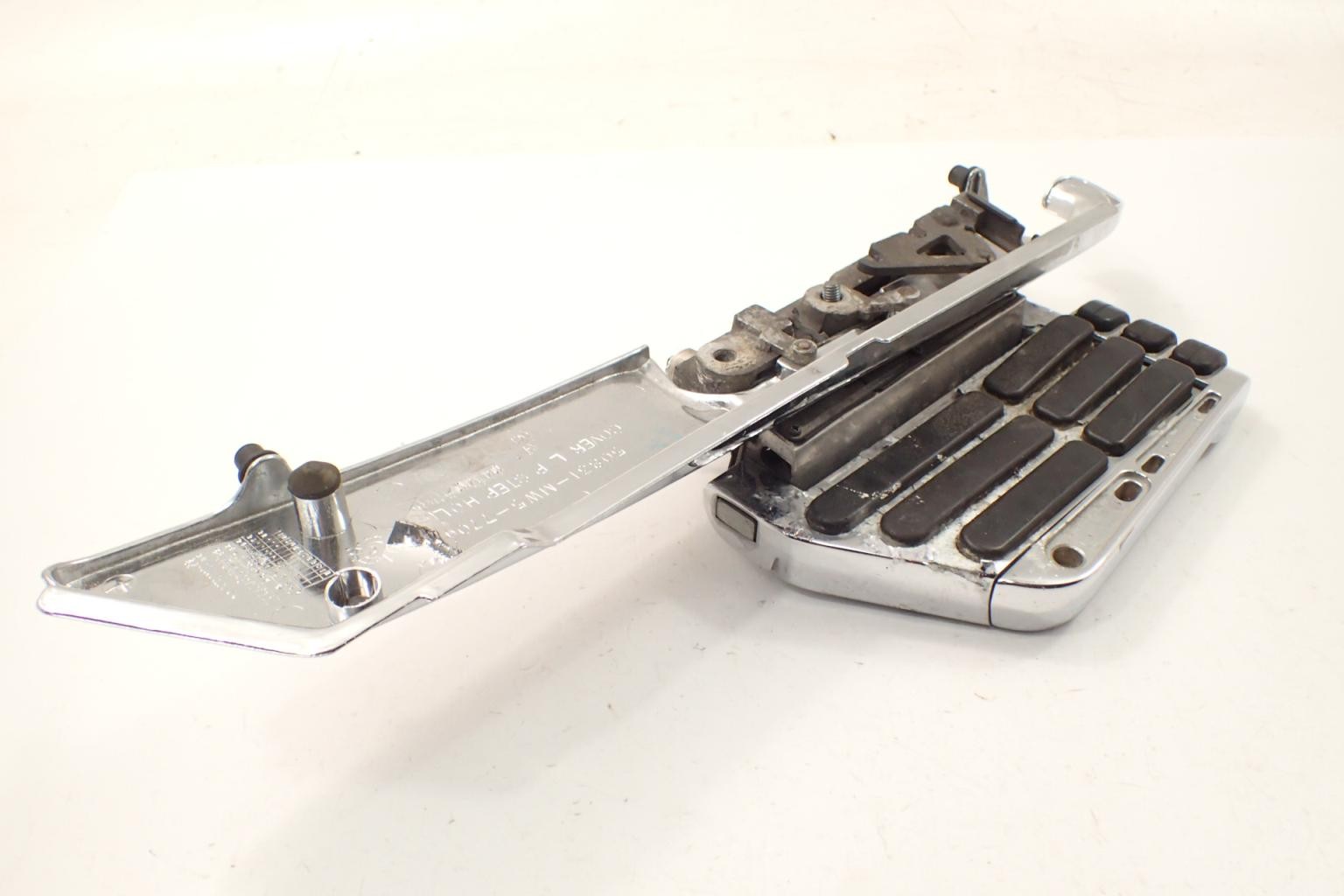 136303-1111 - Honda GL 1500 Goldwing 88-01 Podest set подножка