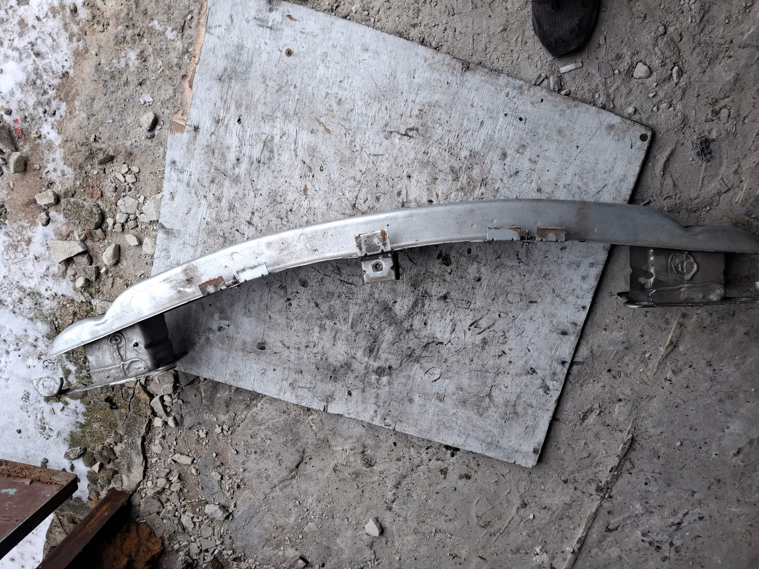 bumper support Renault Laguna 2 II LIFT front pillar 2004-2007r.