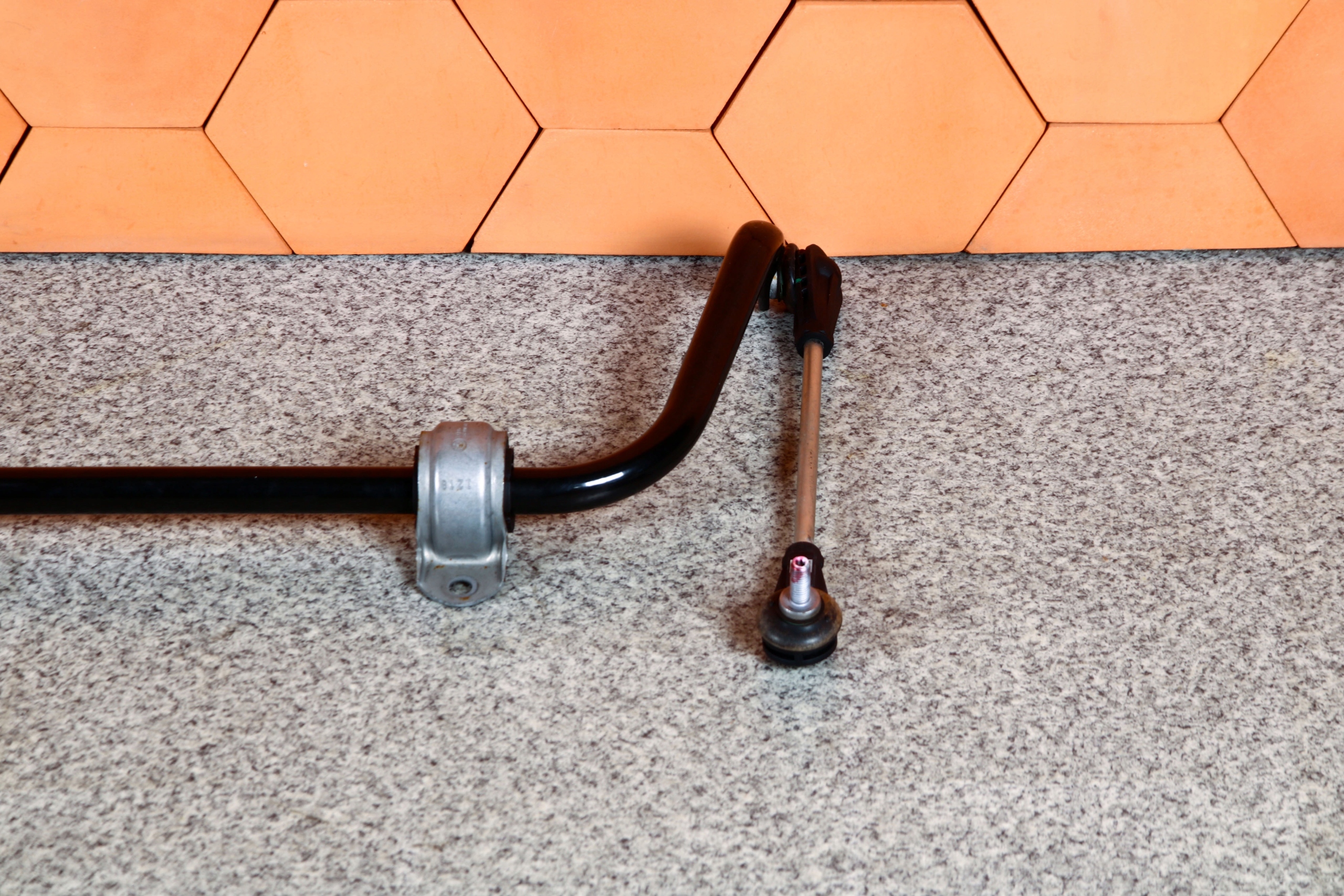 BMW G20 X-DRIVE anti roll bar stabilizer rod front 6873990 9 km !!!