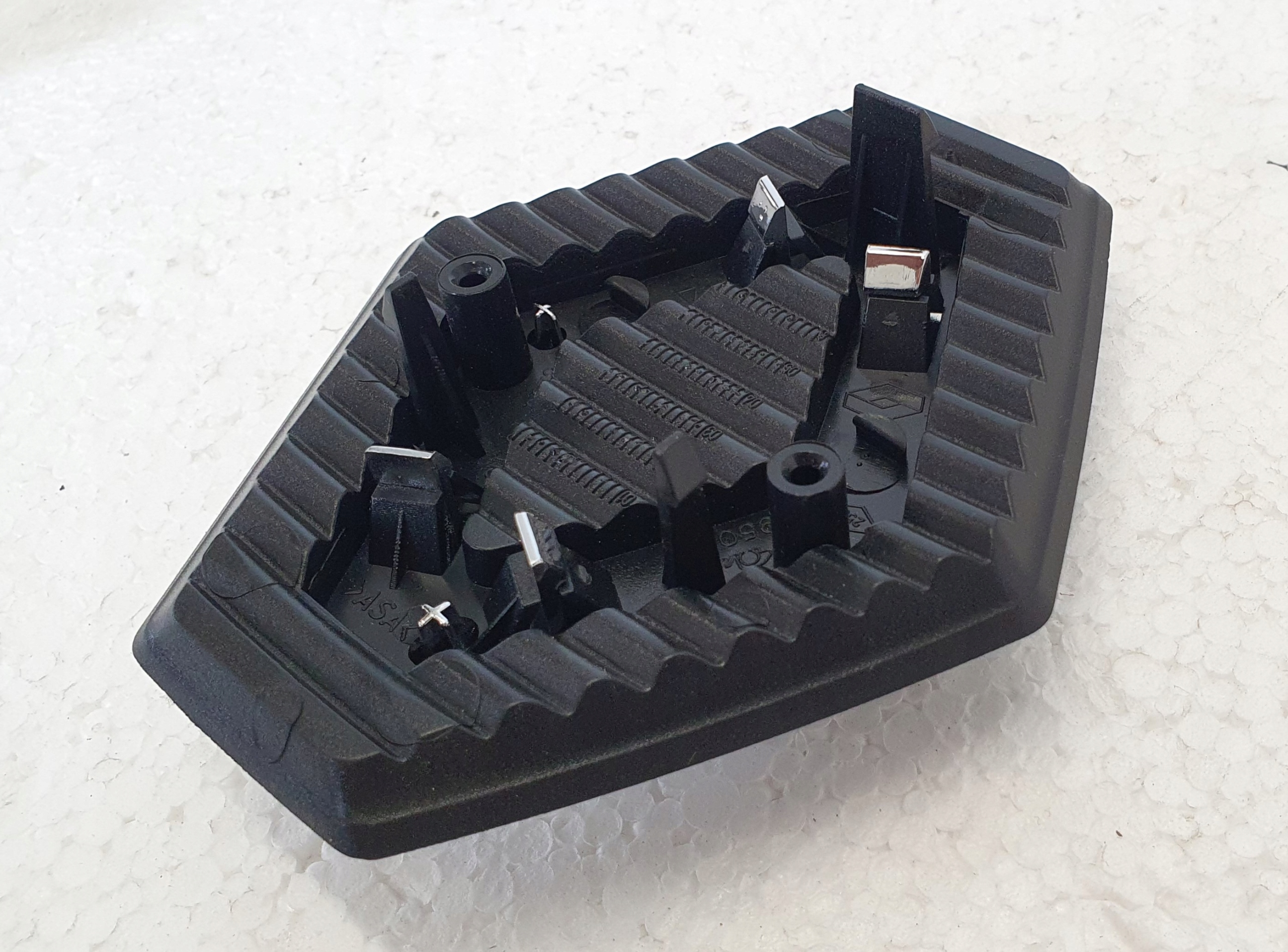 EMBLEMAT LOGO ZNACZEK RENAULT MEGANE II SCENIC II 03- NOWY Stan opakowania oryginalne