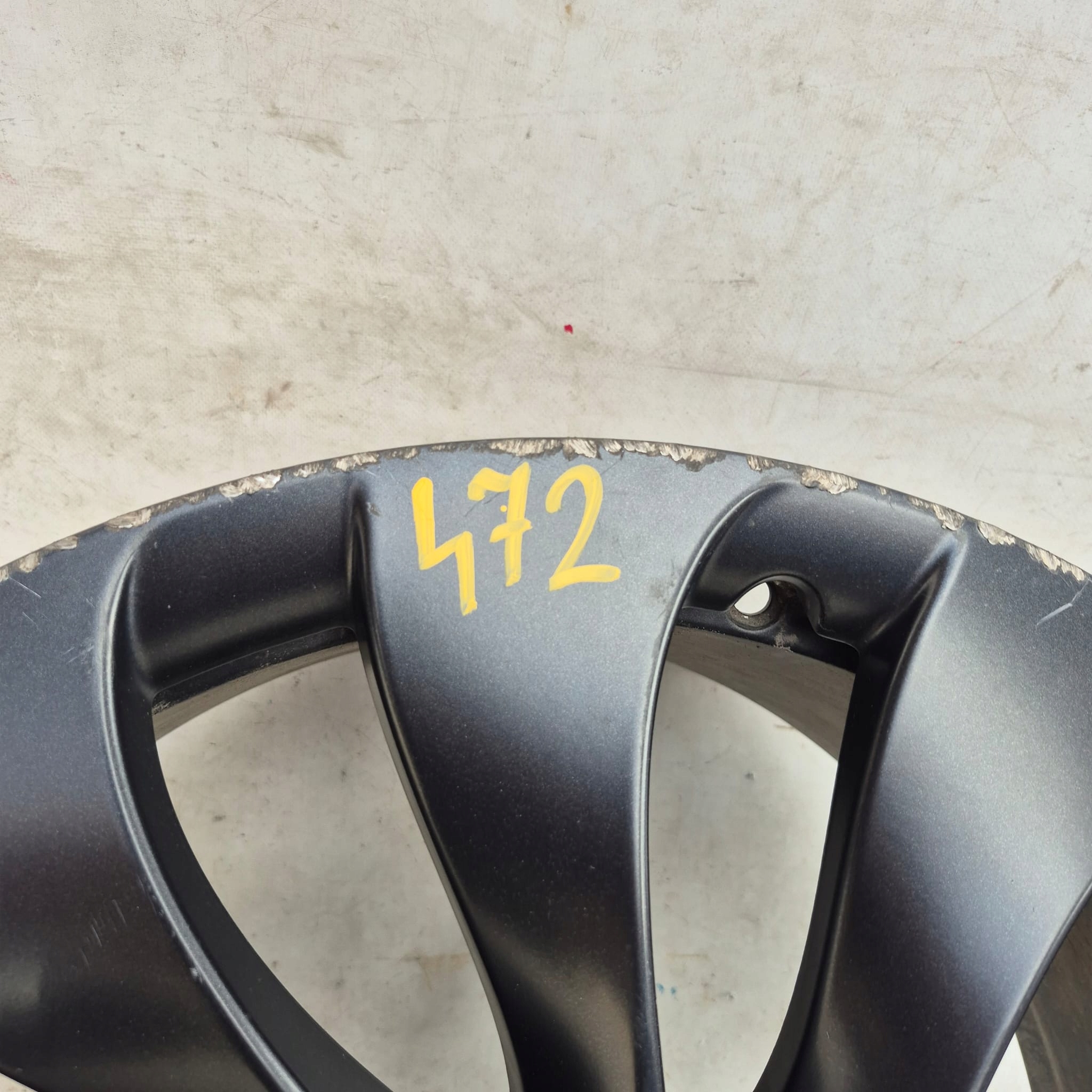 TESLA 1188226-00-C 21X9.5J ET40 21" disk hliníkový