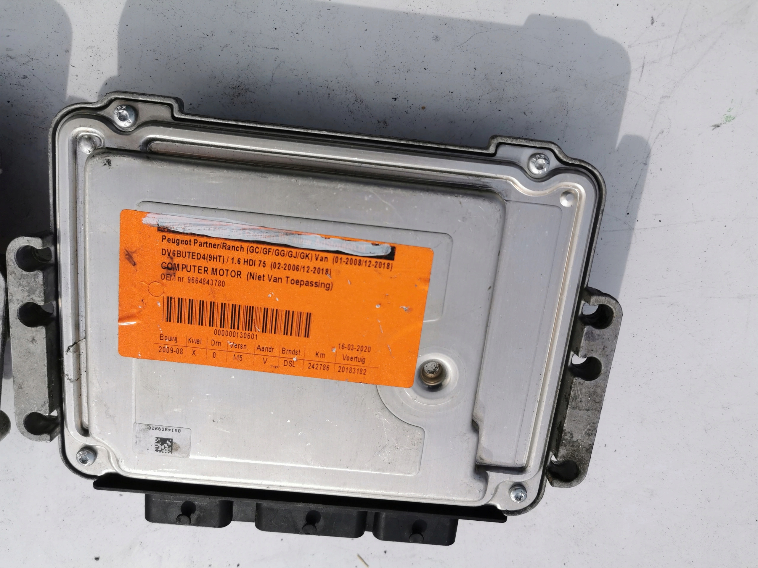 PEUGEOT 308 1.6D 0281013872 9653958980 Computer EC