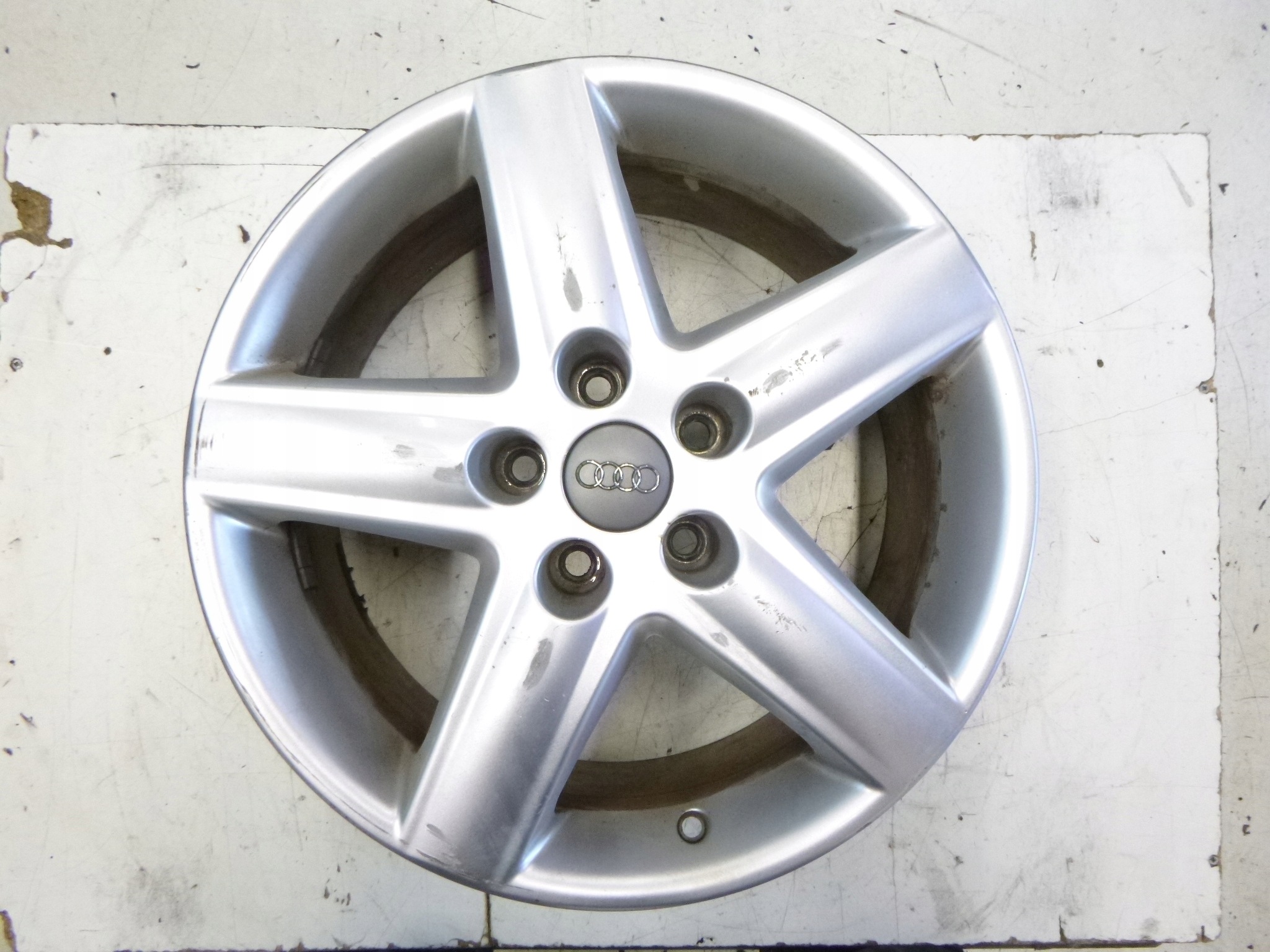 discs aluminium 17" Audi A4 B7 S-Line 5x112 ET45 Original 4F0601025AF