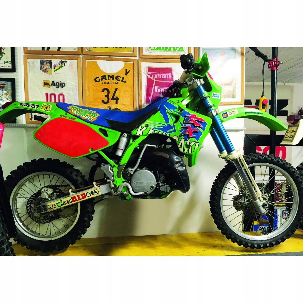 24V00 - TECNOSEL ШПОН KAWASAKI KX 125/250 1992-93