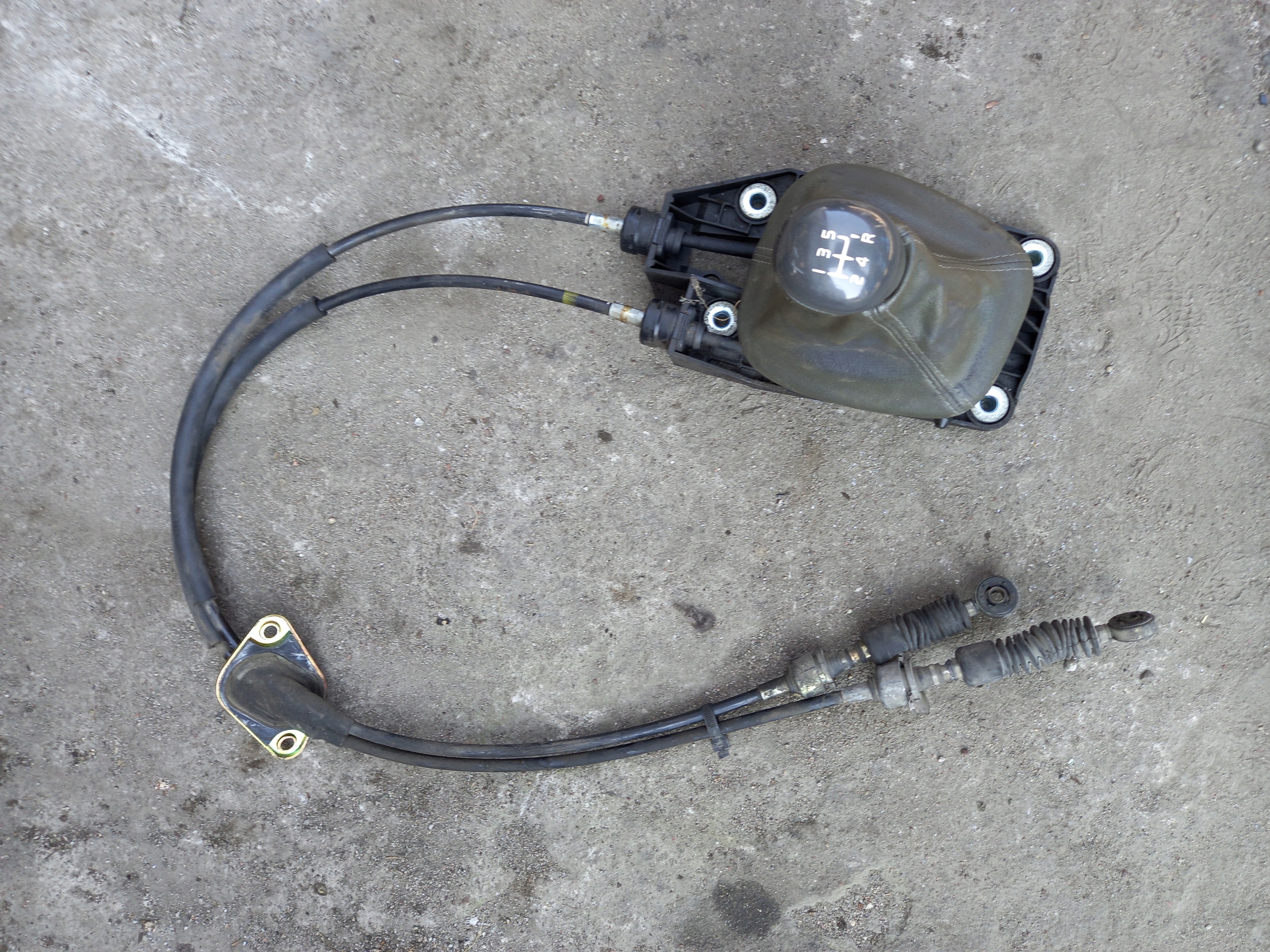 Важіль перемикання передач VOLVO V40 1.9 DCI 02R