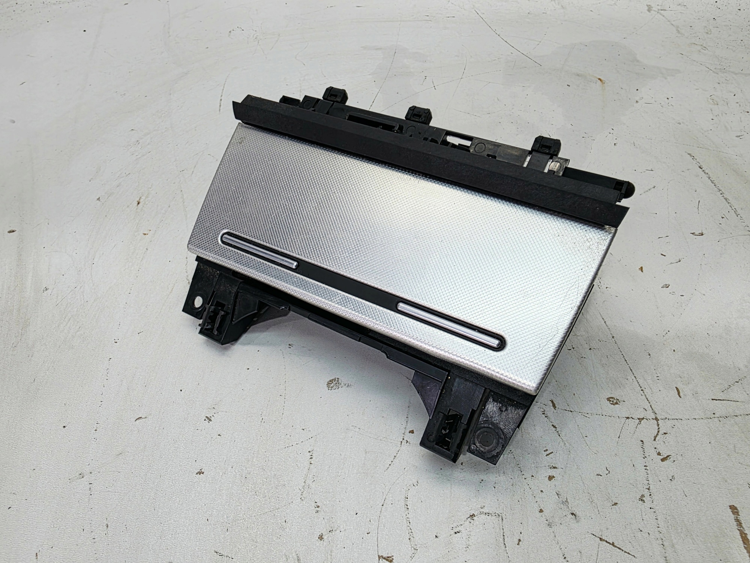 ashtray passenger compartment front 2 DIN AUDI A4 B6 B7 8E0857951M