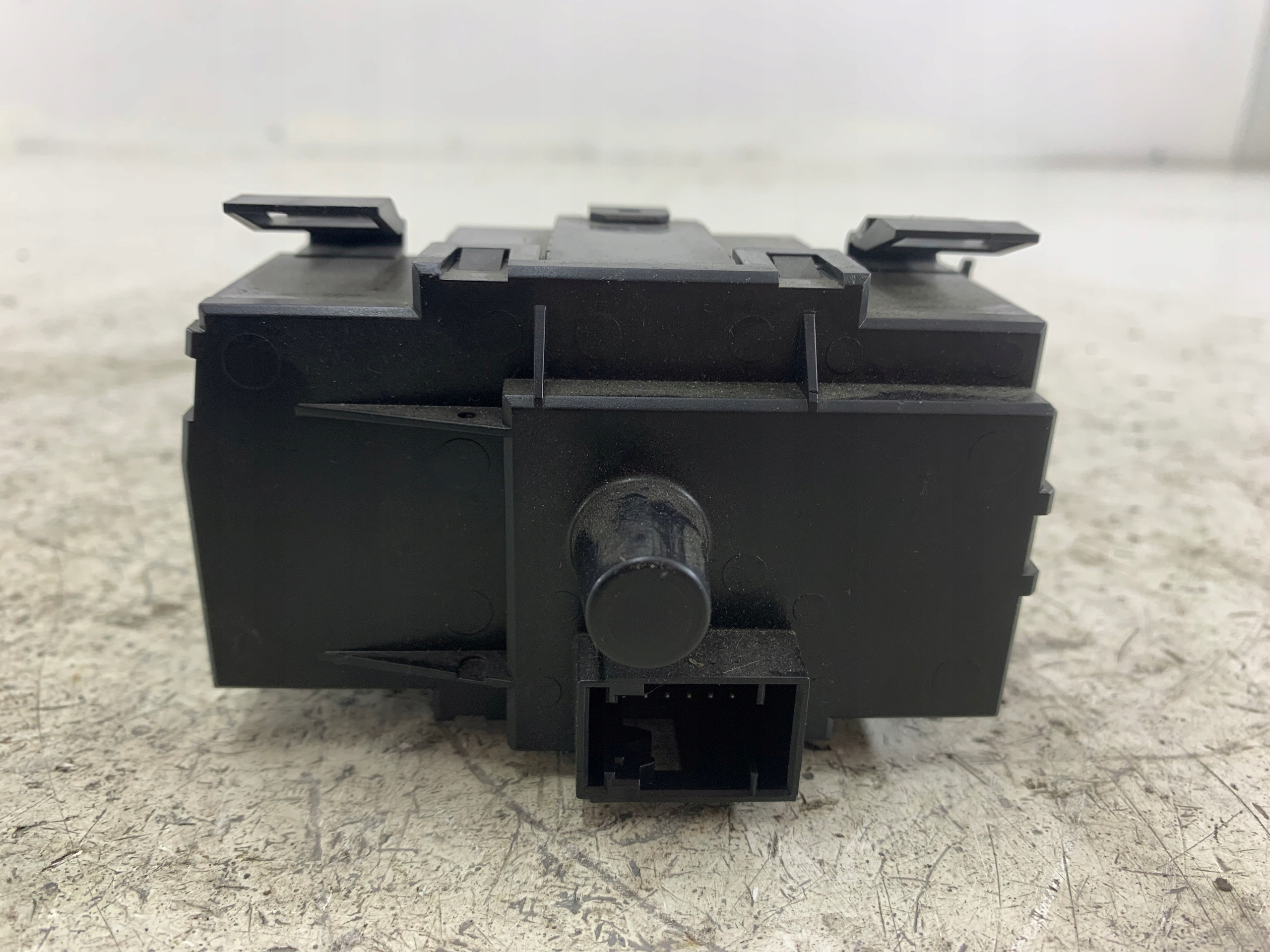 BMW E81 E87 light switch 6932794