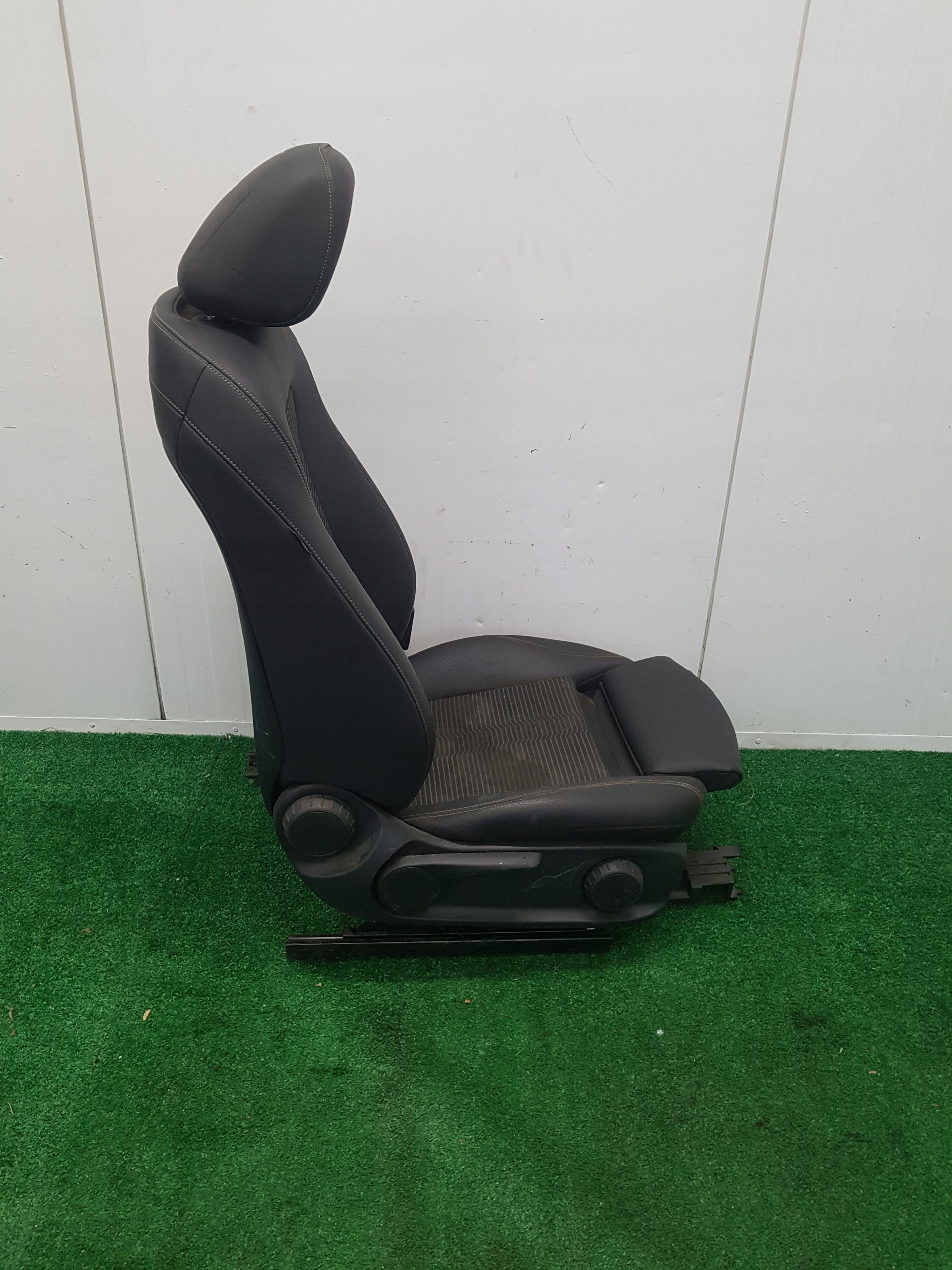 Siège Passegers MERCEDES-BENZ B KLASA W247