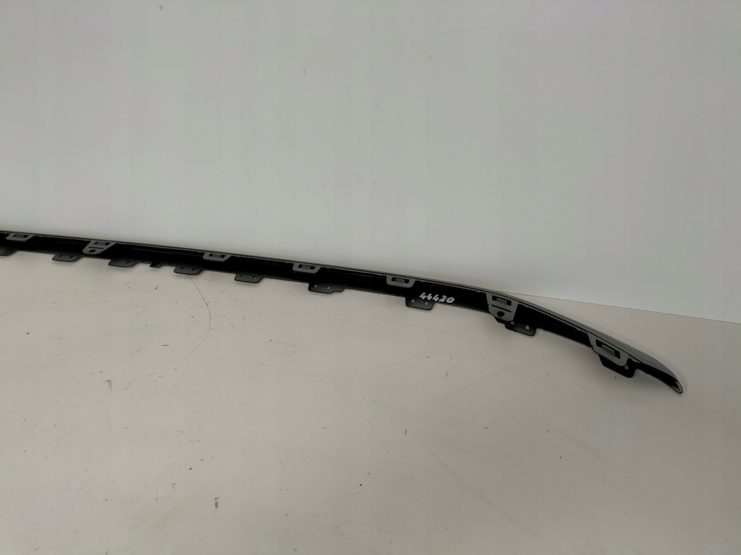 spoiler lišta doplněk nárazníku předního předek AUDI A3 8Y 20