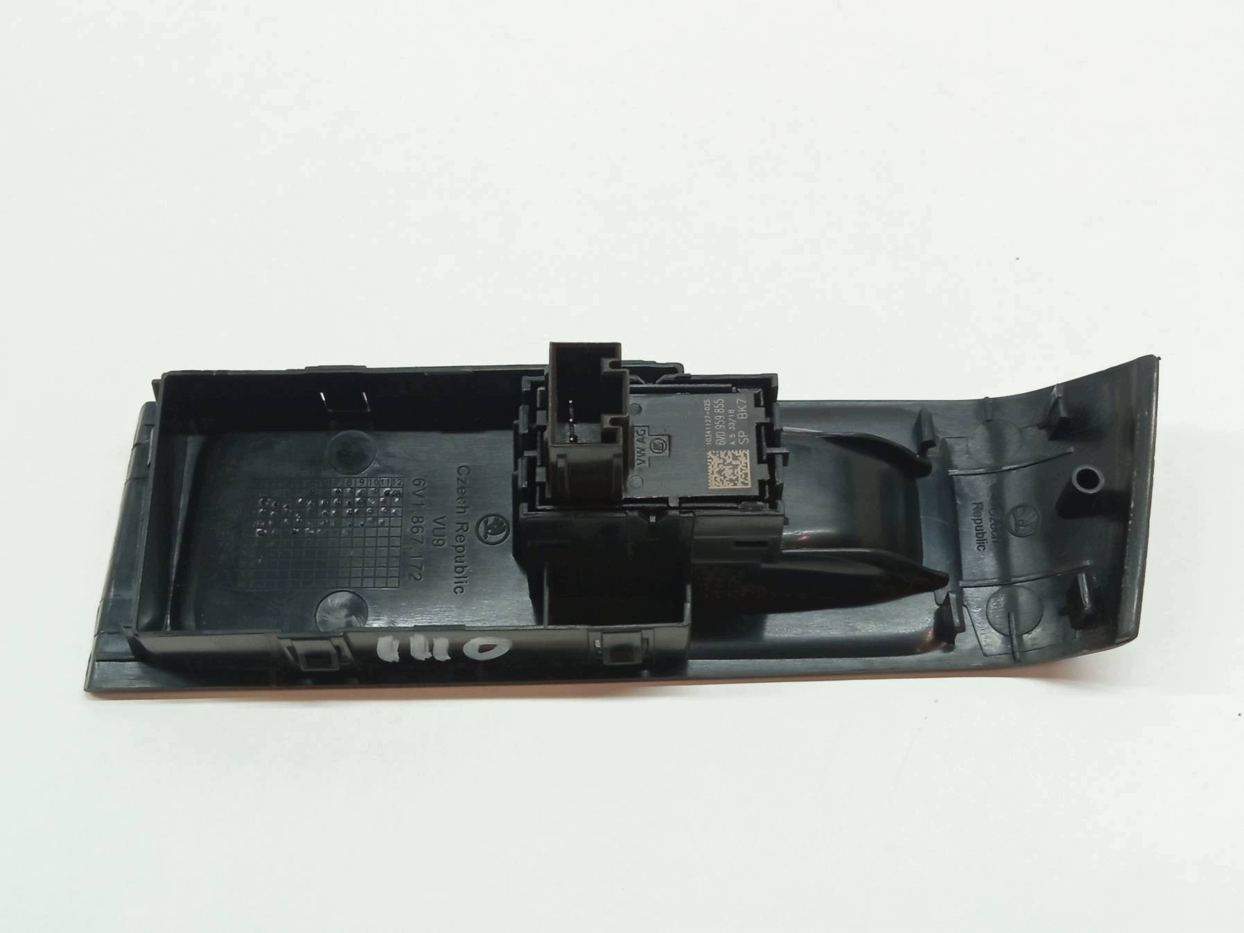 window control switch right front 6V0959855 6V1867172 Skoda Fabia III (2014- )