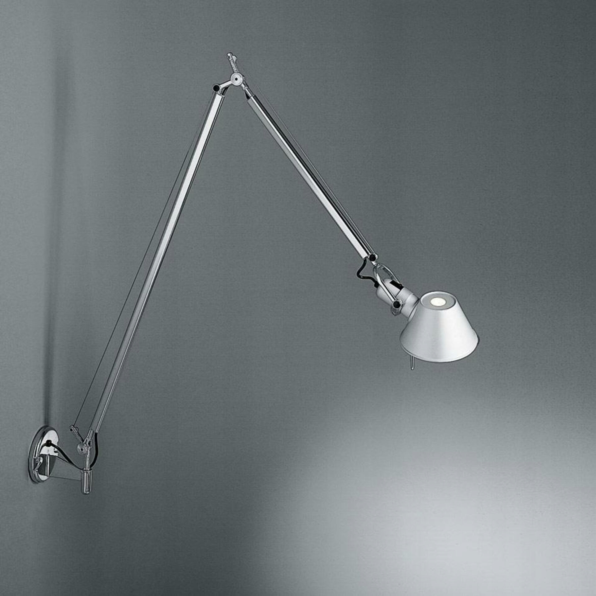 Artemide Tolomeo Braccio Led stmievateľné, nástenné, 12W, 3000K, hliník