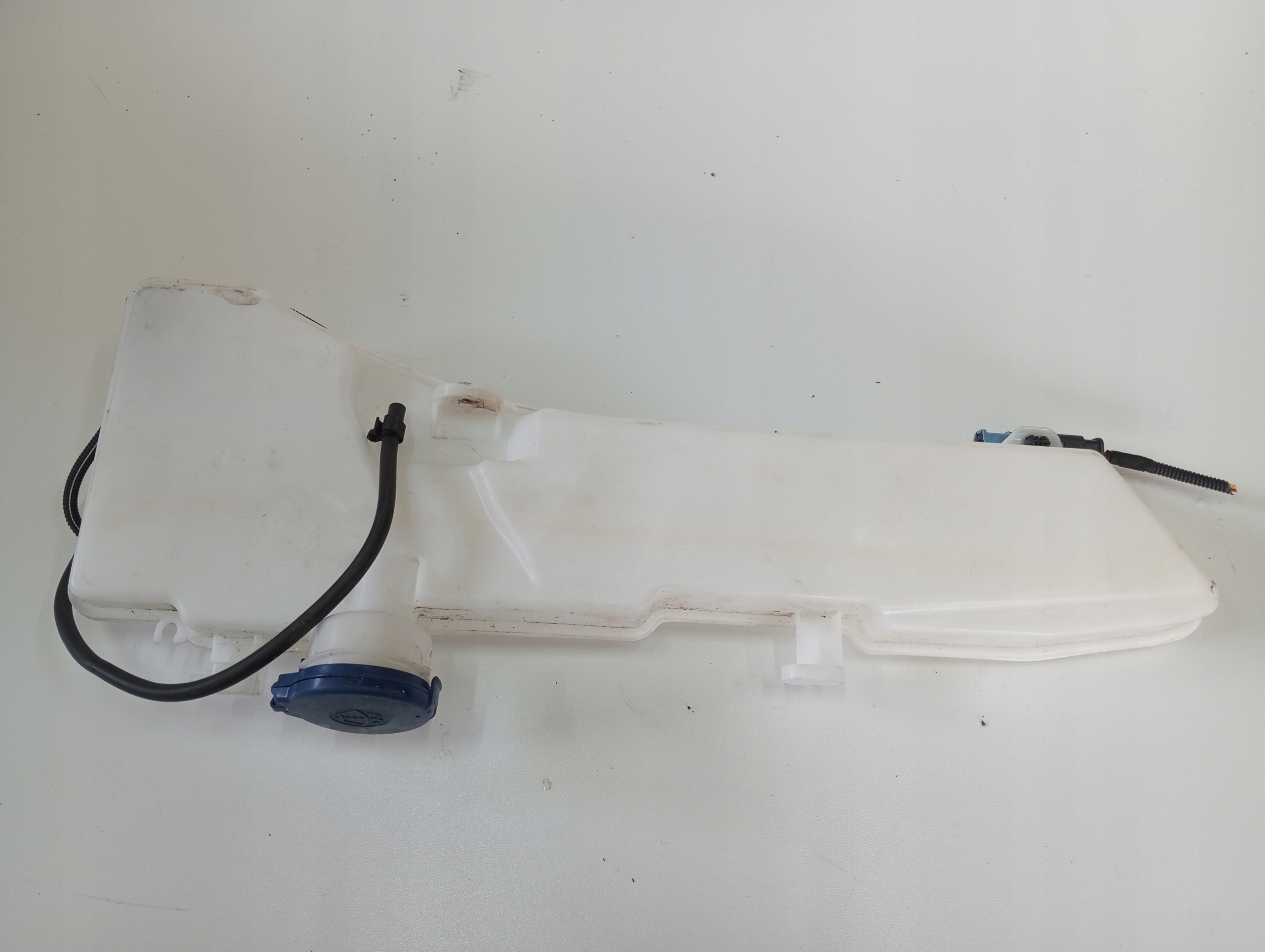 Behälter Spritzdüse CITROEN C4X 9833870480