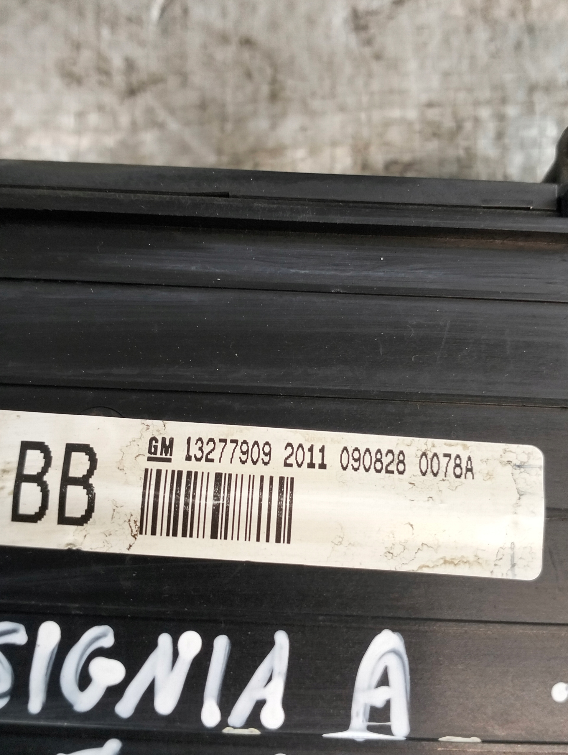 control panel RADIA OPEL INSIGNIA A 13277909 08-17r