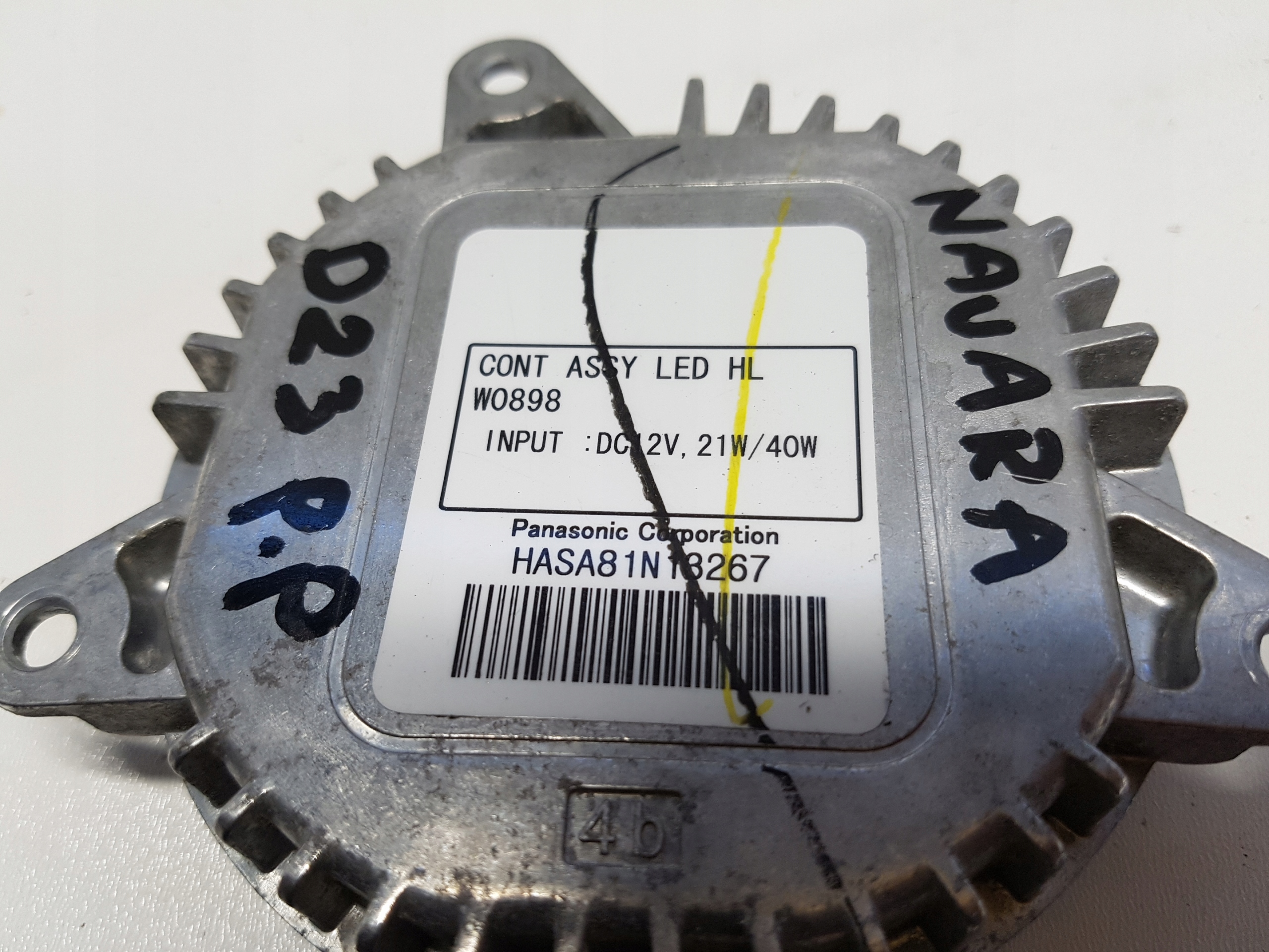 NISSAN NAVARA D23 control unit LED sprawna W0898
