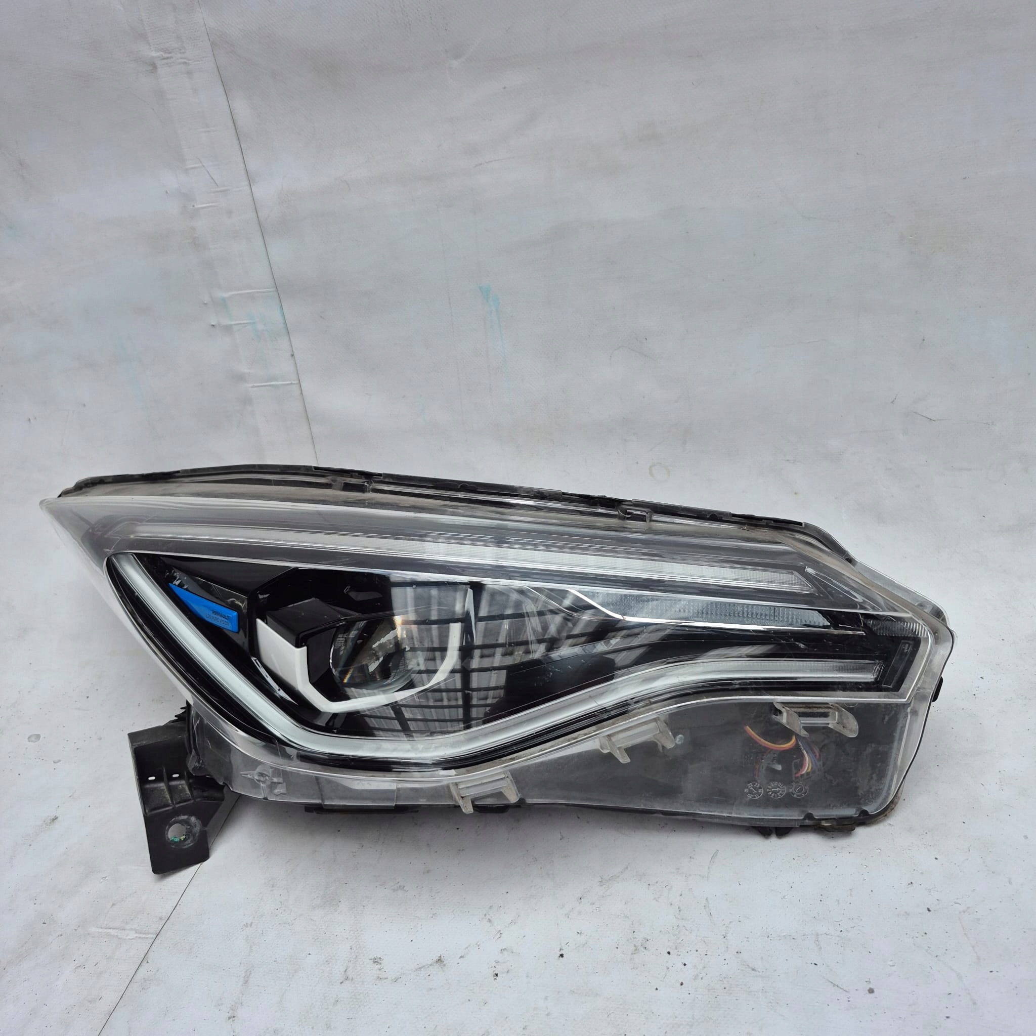 RENAULT ZOE LIFT 19- light right front front FULL LED 260102384R