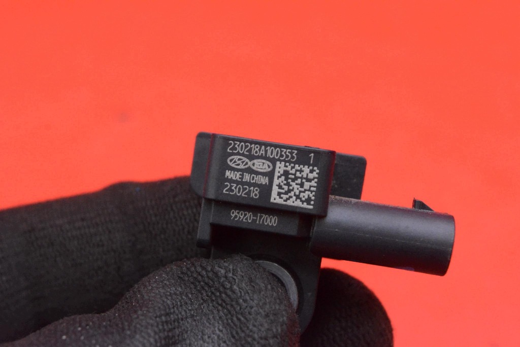 impact sensor right front 95920-I7000 KIA EV6 GT 21