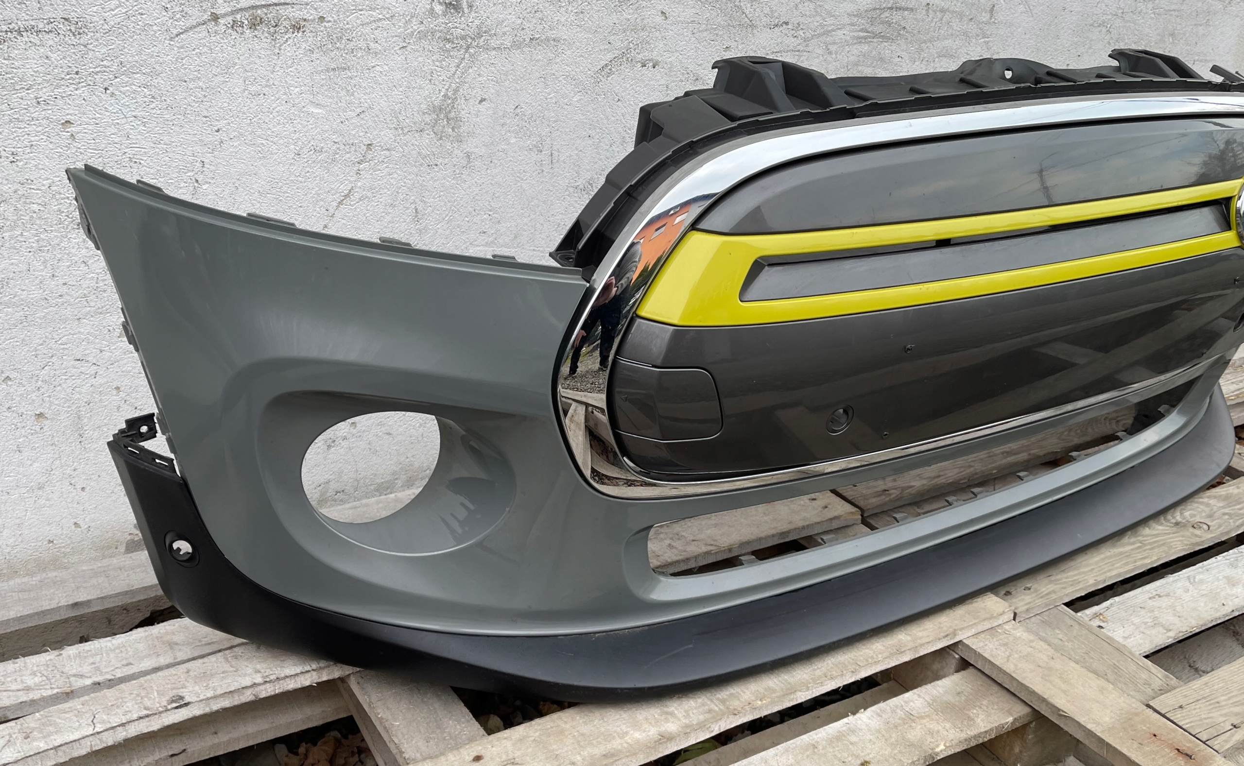 MINI COOPER ONE F56 2014 - bumper front front below PDC 7317969 9449560