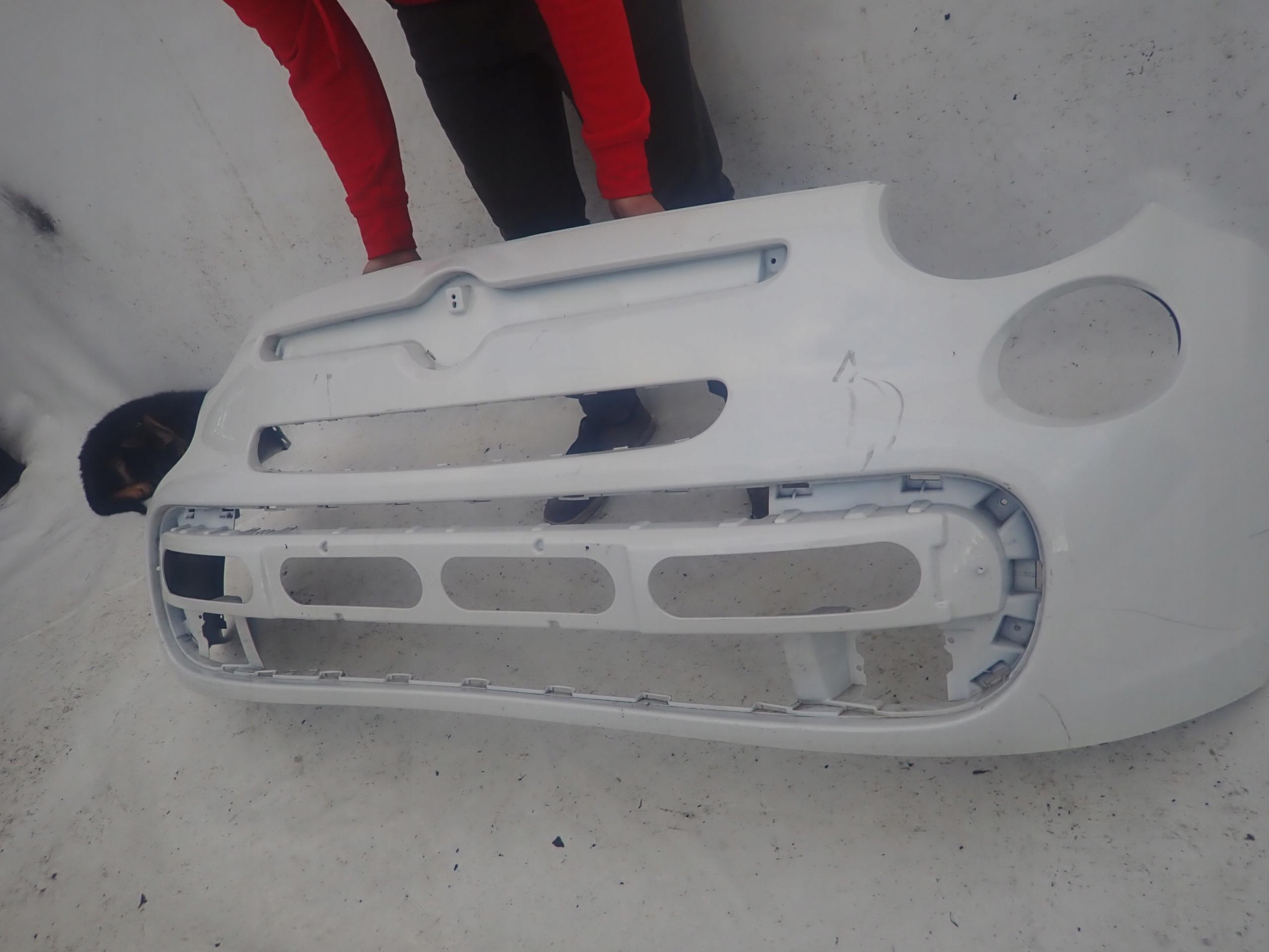 FIAT 500L 12-> bumper front front