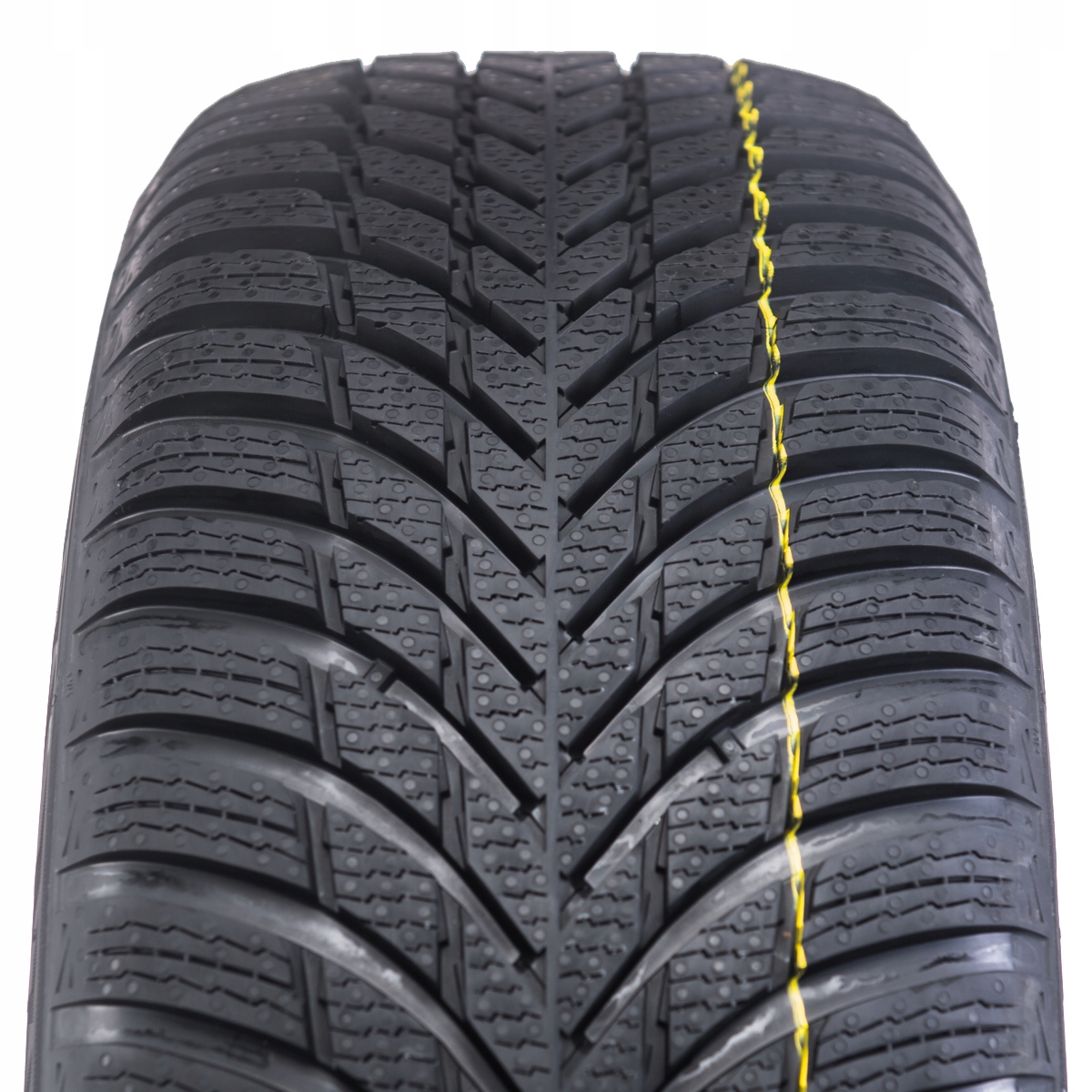 4x OPONY 215/65R16 Nokian Tyres Snowproof 2 SUV