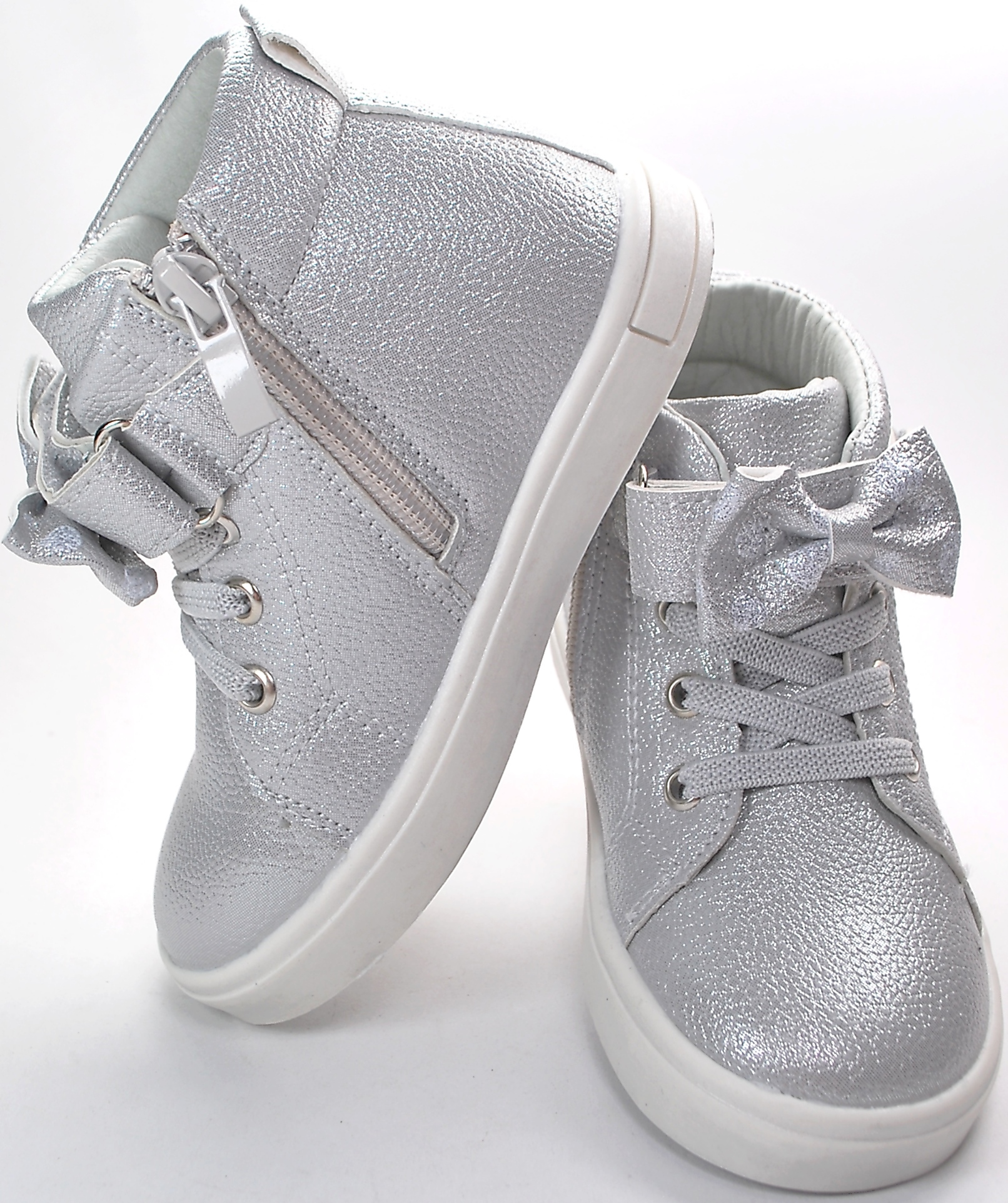 SREBRNE BOTKI TRZEWIKI wkł profil skóra suwak r 22 Długość wkładki wew. 14.2 cm