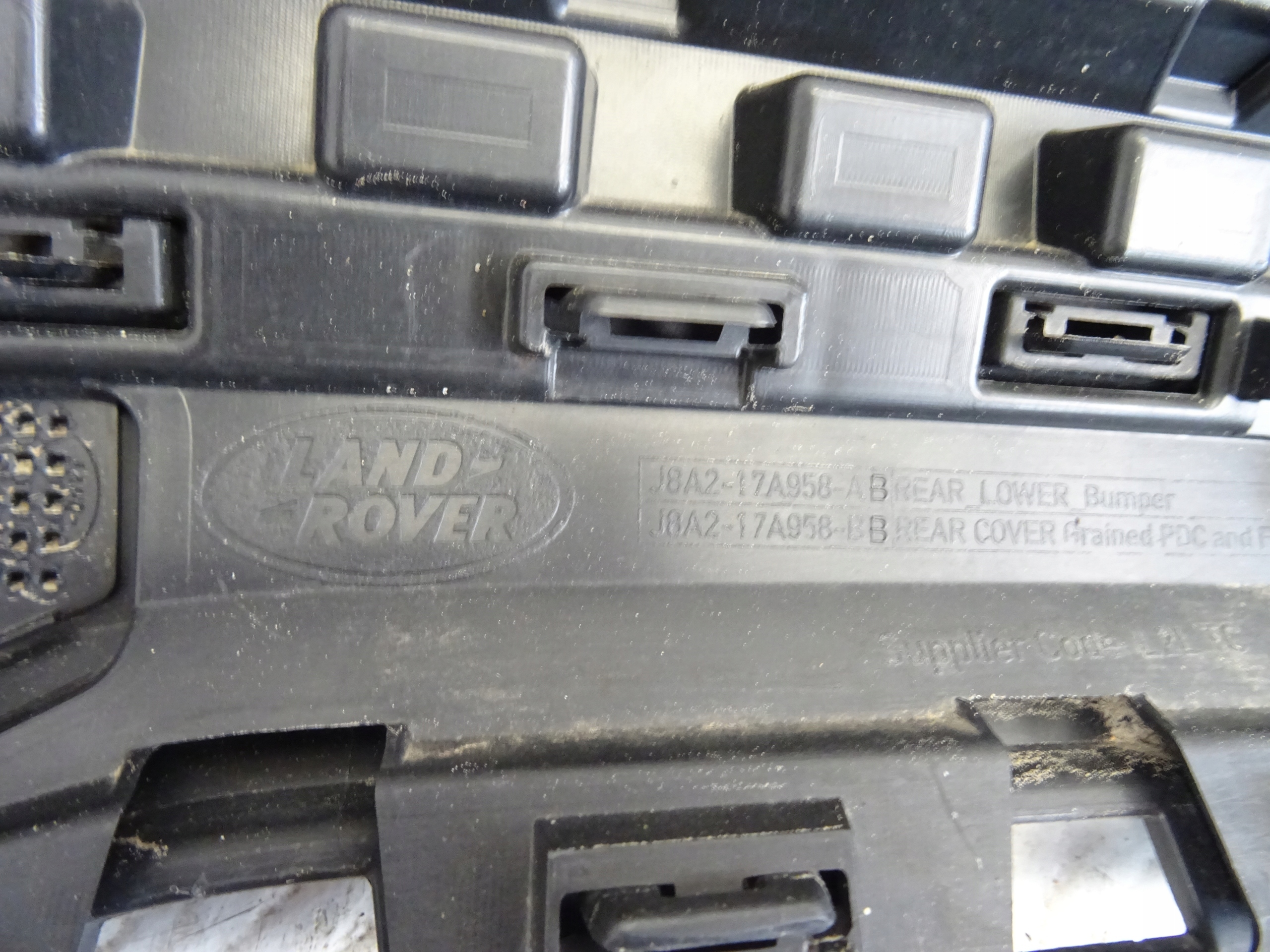 RANGE ROVER VELAR bumper rear part rear