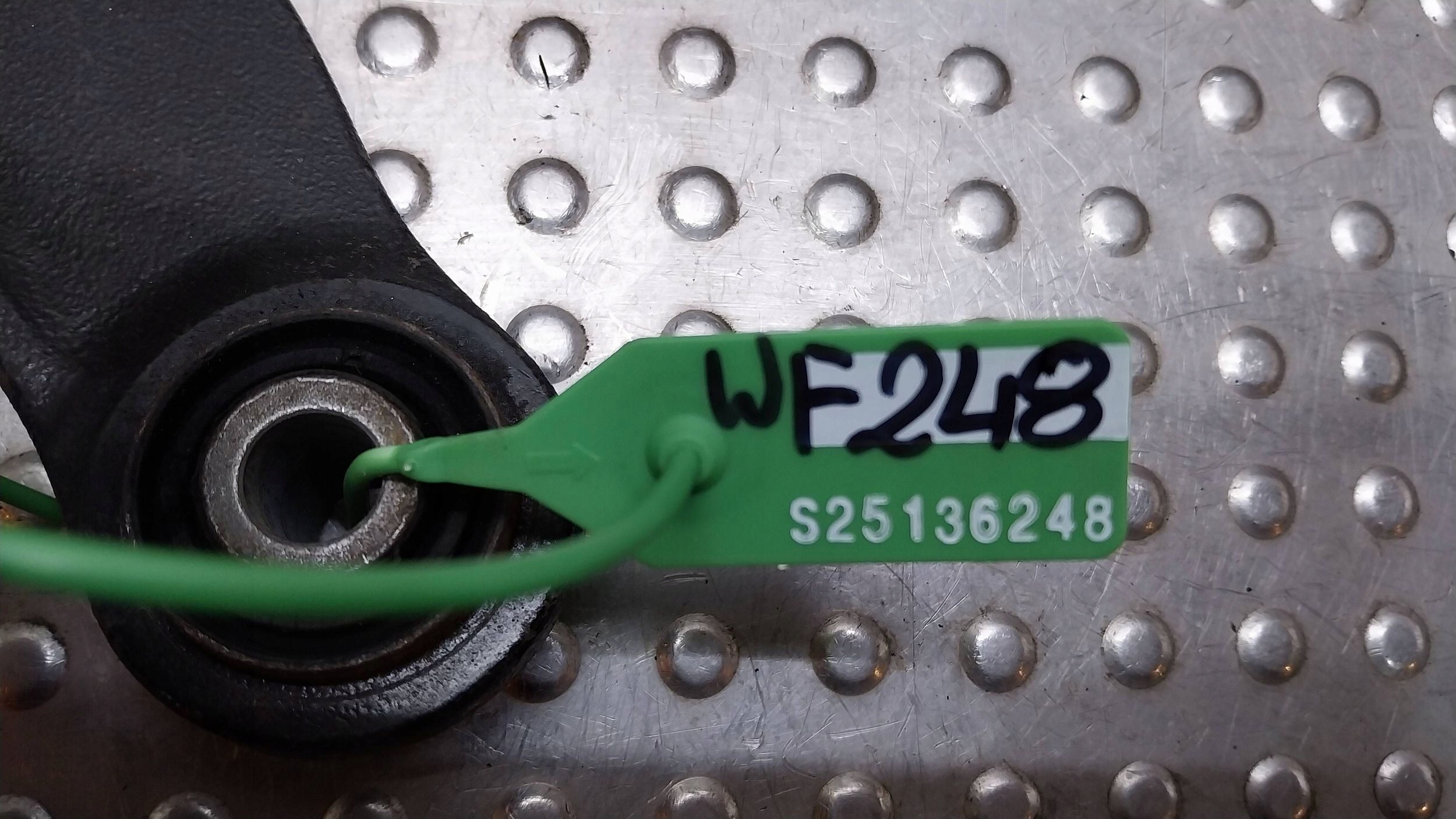 Querlenker links rechts heck 1M51-5500-AA FORD FOCUS MK1 HB MAZDA 3 BK BL 5 CW