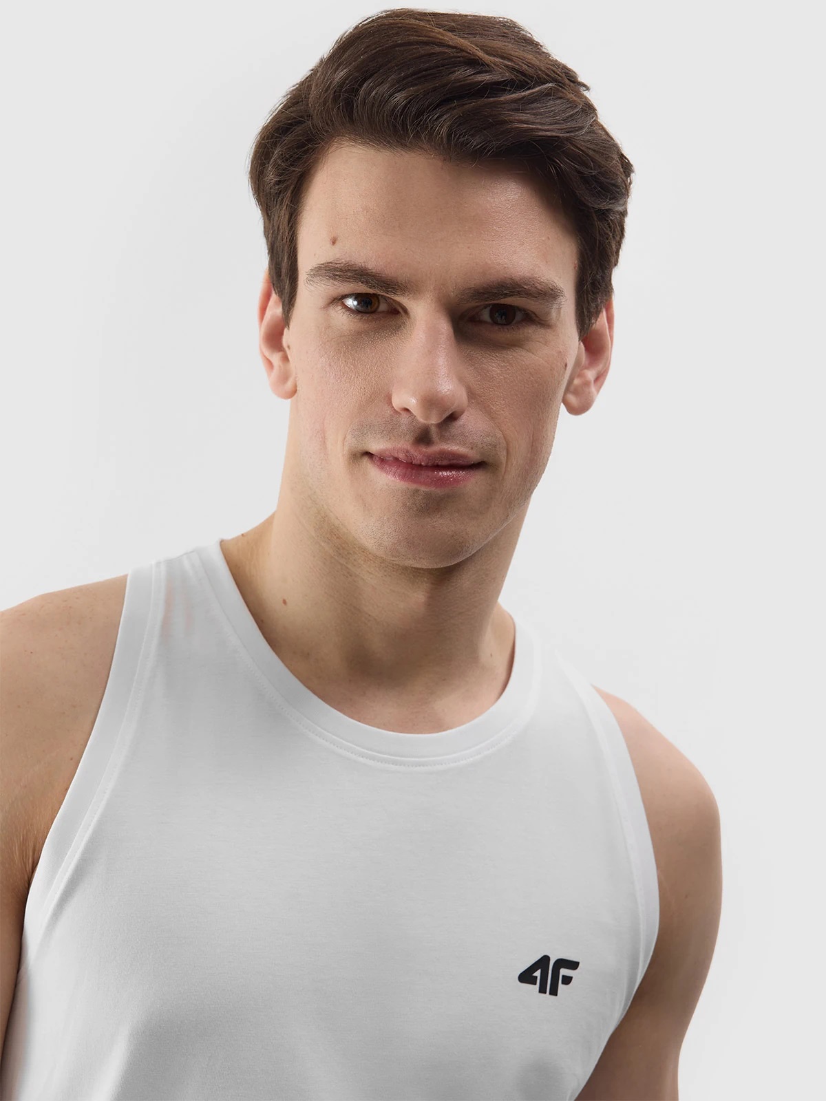 4F KOSZULKA MĘSKA BEZ RĘKAWÓW BOKSERKA TSLEM076 BIAŁA L Rozmiar L