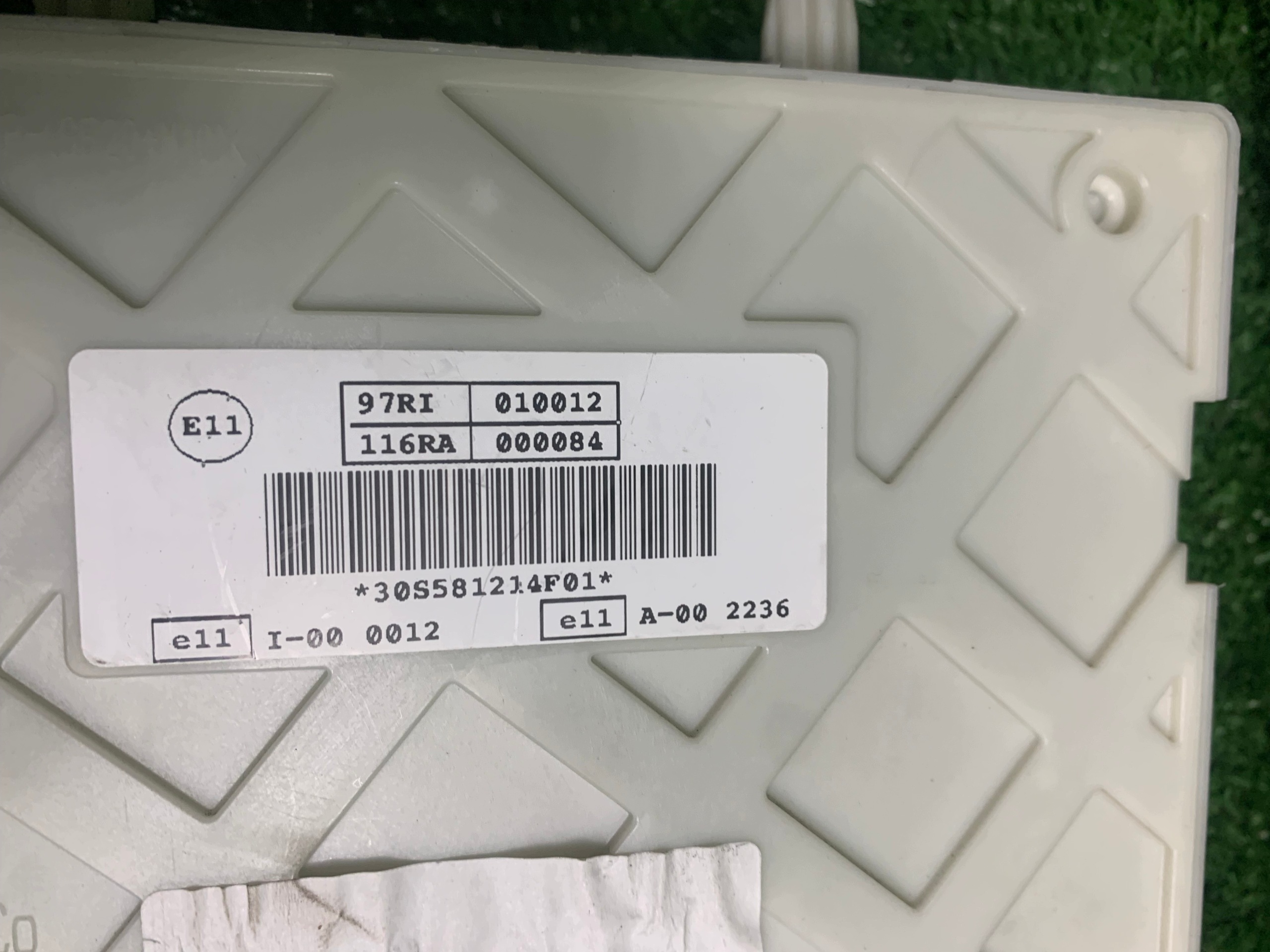 FORD C-MAX MK3 fuse box module BSI DV6T14A073HF