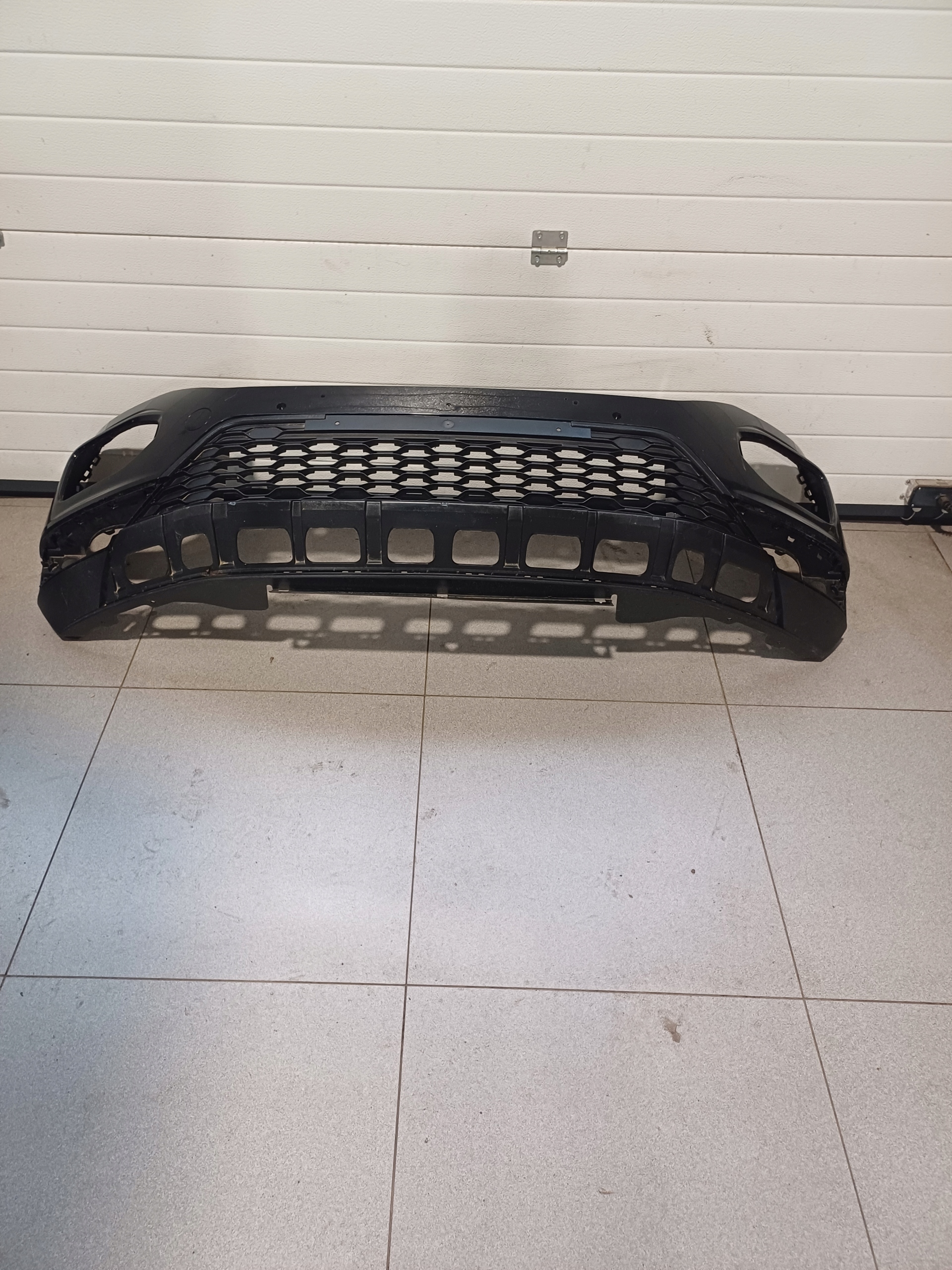 bumper front front VW T- ROC 17-21R 2GA807221J 2 X PDC