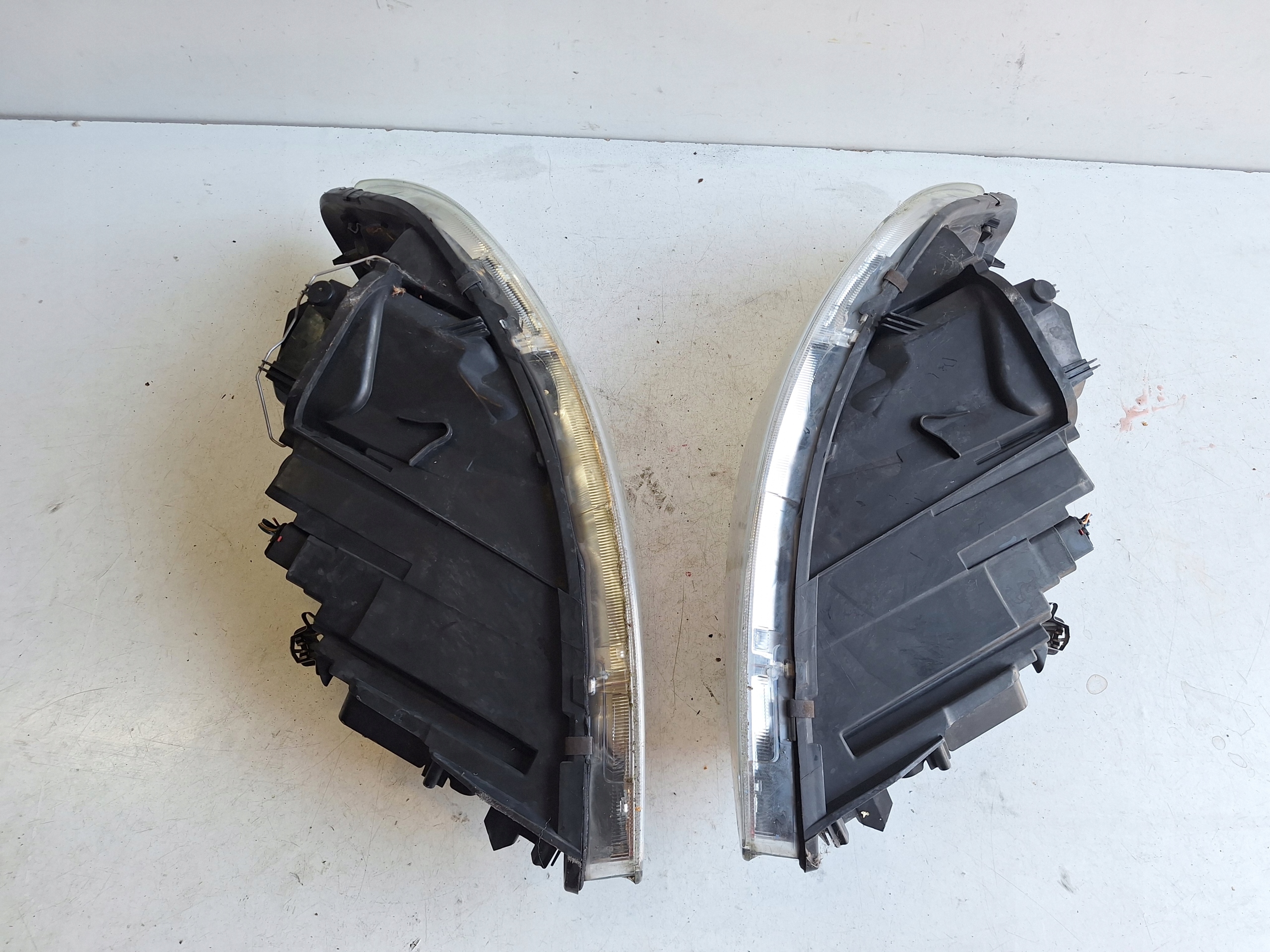 VOLVO C30 LIFT 09-12 light left UK