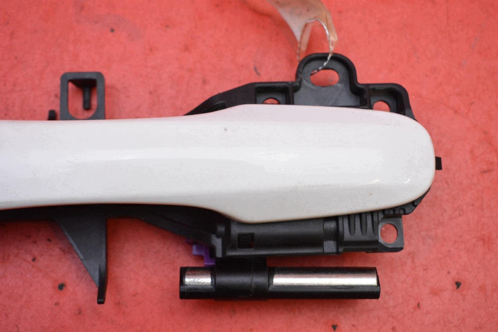 handle right front front 040 TOYOTA COROLLA E21 18-25